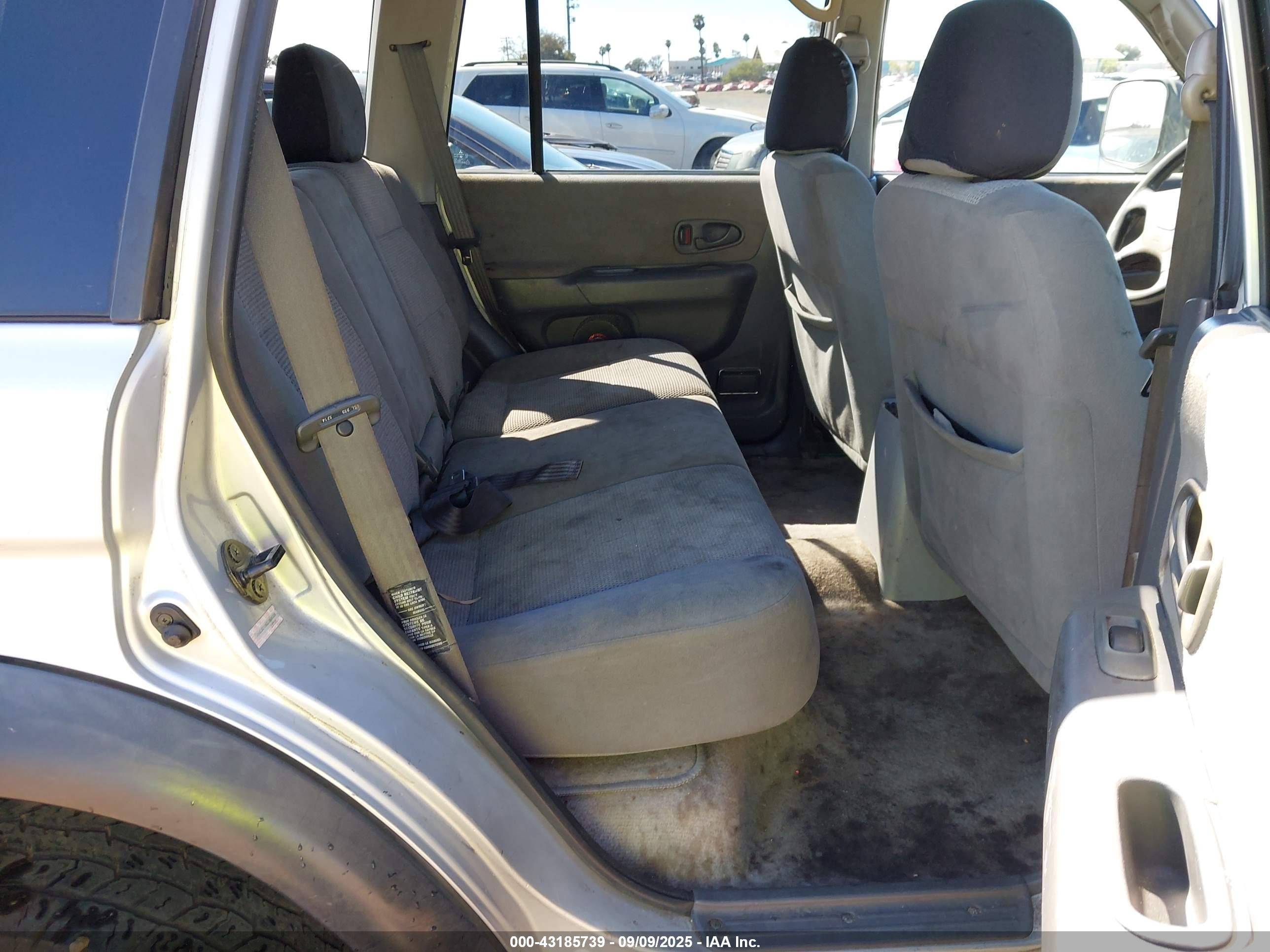 2002 Mitsubishi Montero Sport Es/ls Silver vin: JA4LS21H82J008328