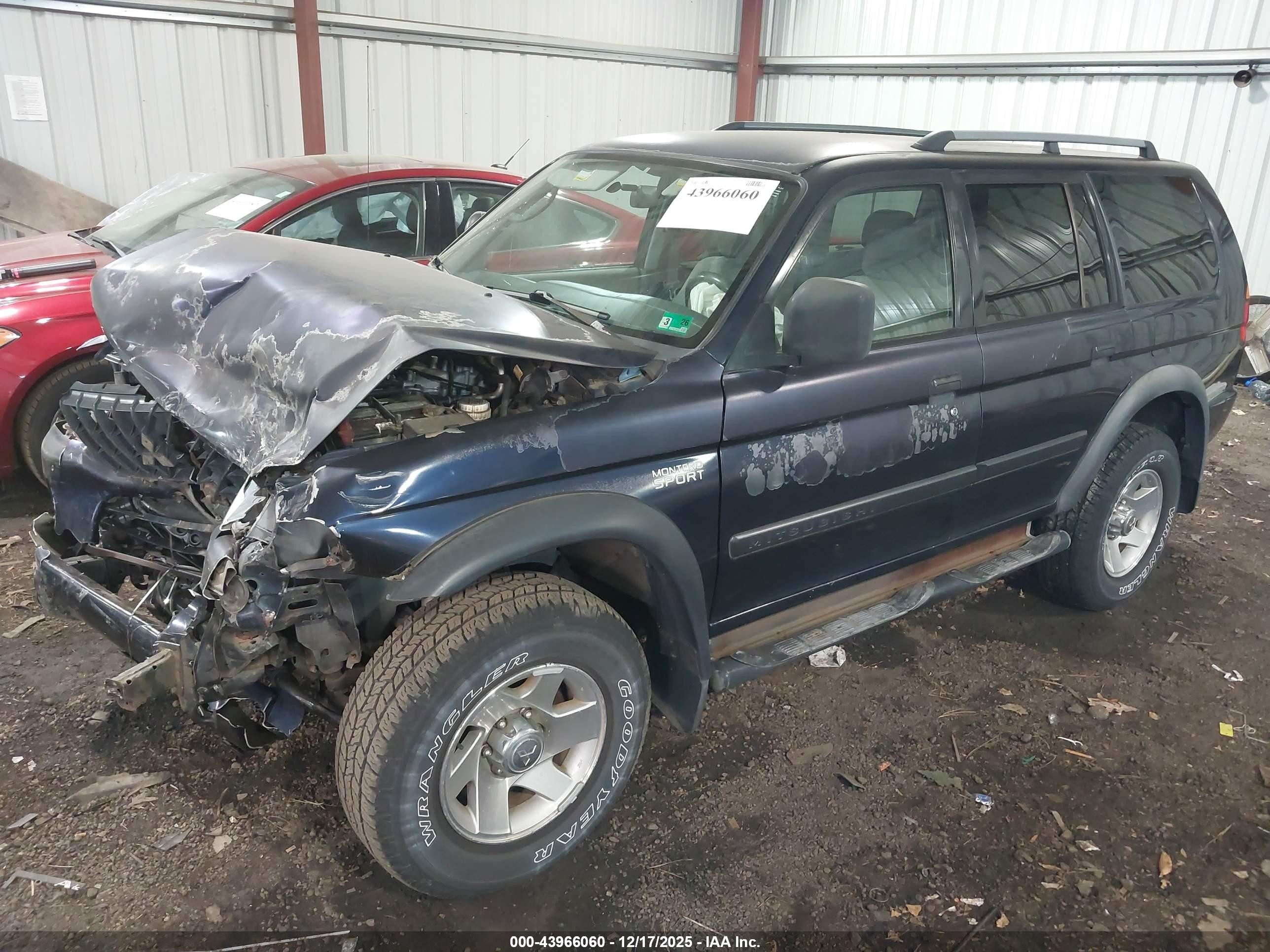 2002 Mitsubishi Montero Sport Es/ls Blue vin: JA4LS21H82J044777