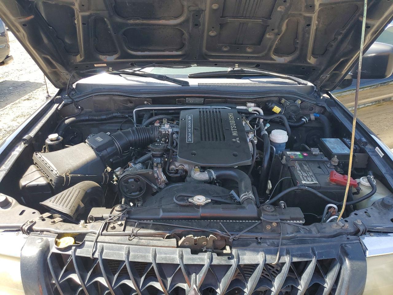 2001 Mitsubishi Montero Sport Es Черный vin: JA4LS21H91P065181