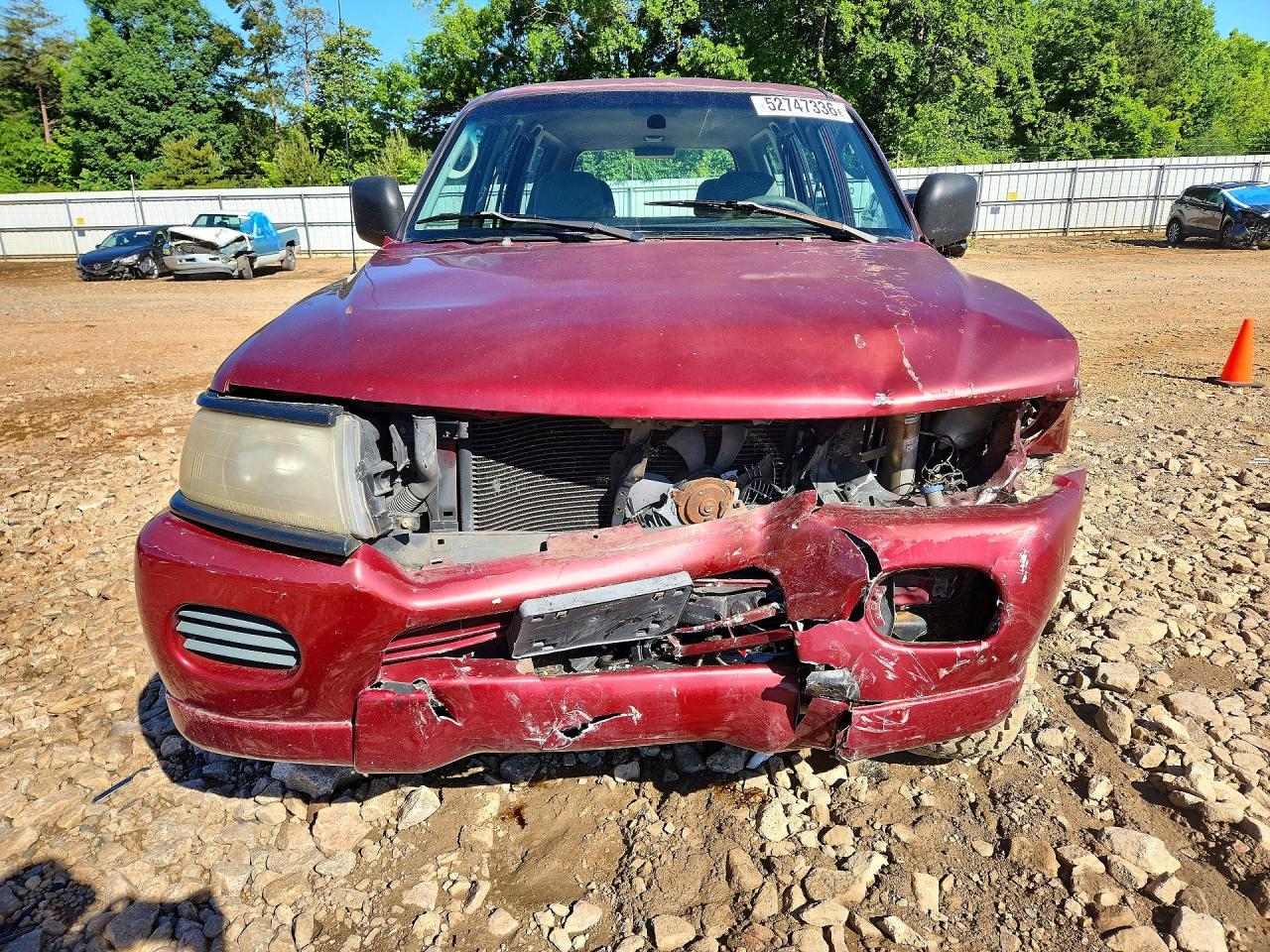 2000 Mitsubishi Montero Sport Es Red vin: JA4LS21HXYP046732