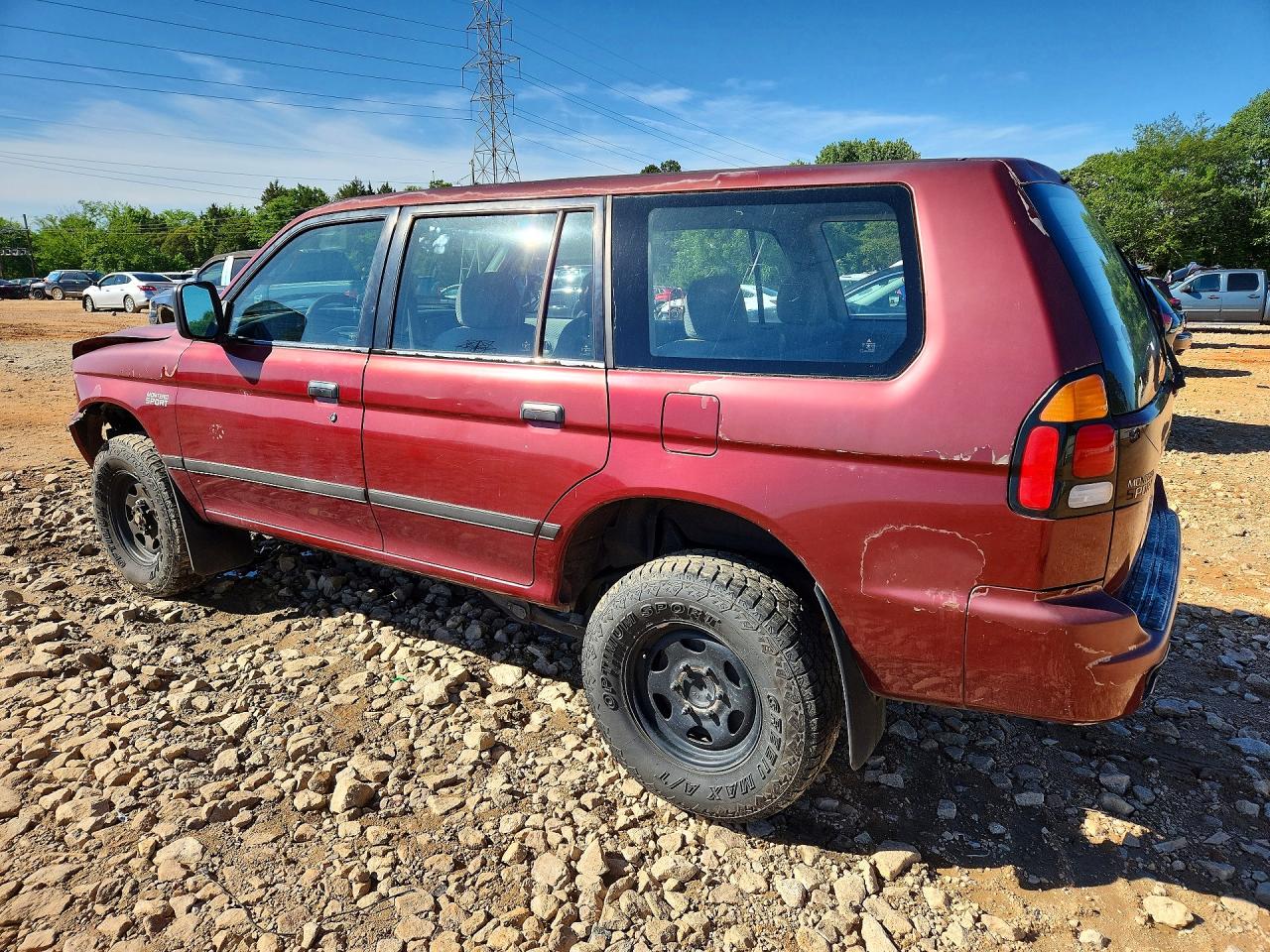 2000 Mitsubishi Montero Sport Es Red vin: JA4LS21HXYP046732