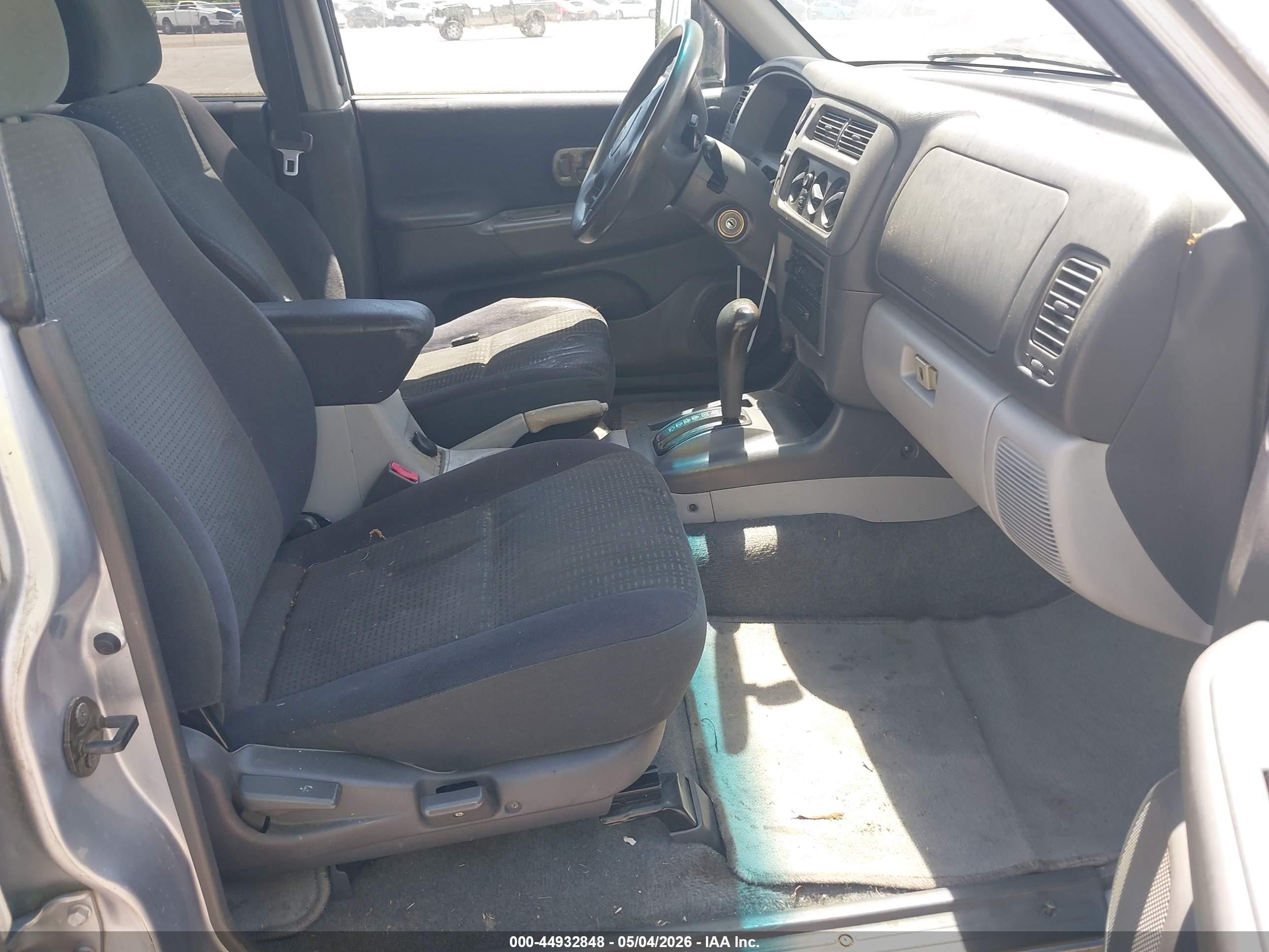 2004 Mitsubishi Montero Sport Ls Gray vin: JA4LS21R04J004267