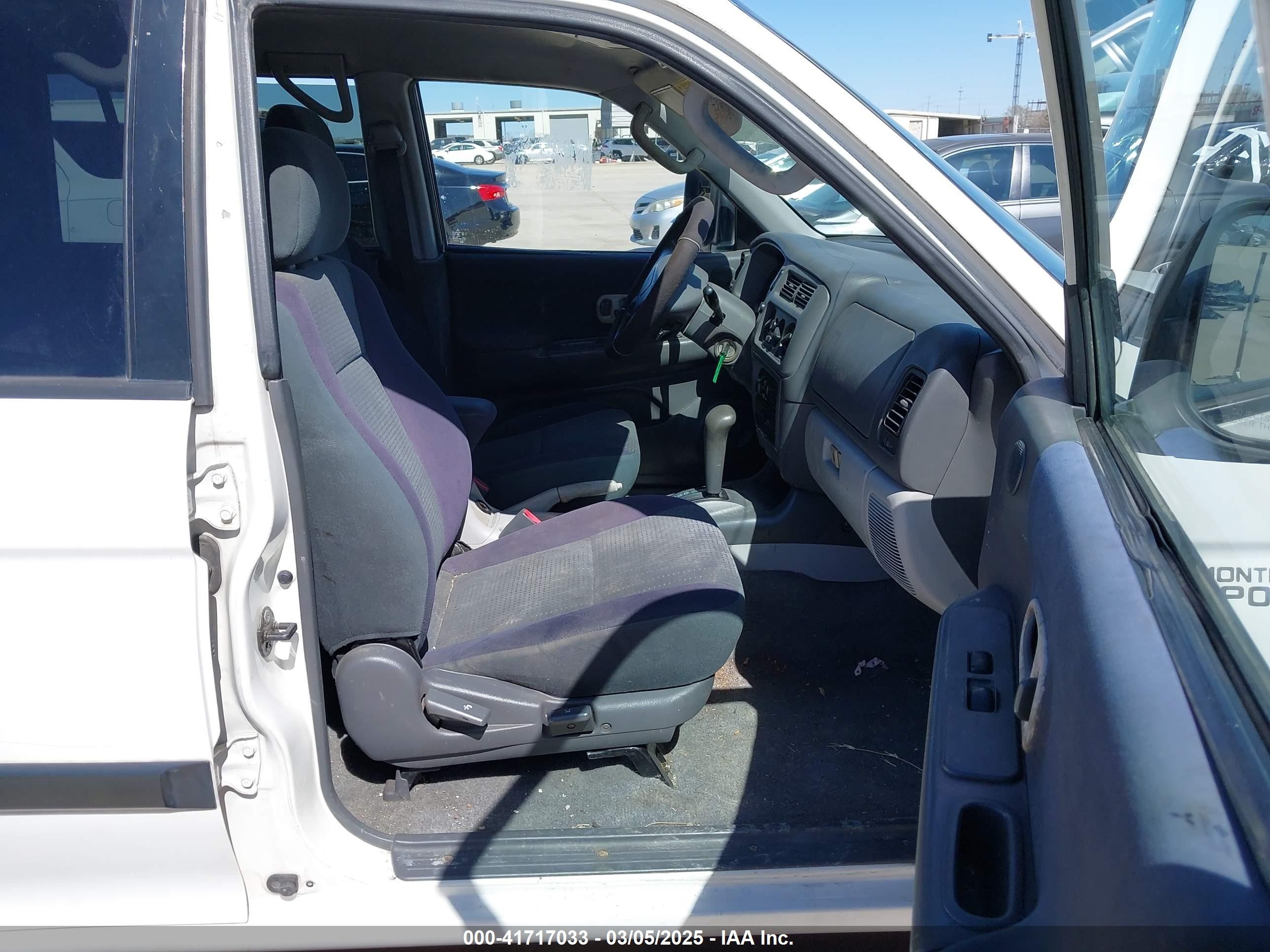 2004 Mitsubishi Montero Sport Ls White vin: JA4LS21R14J004889