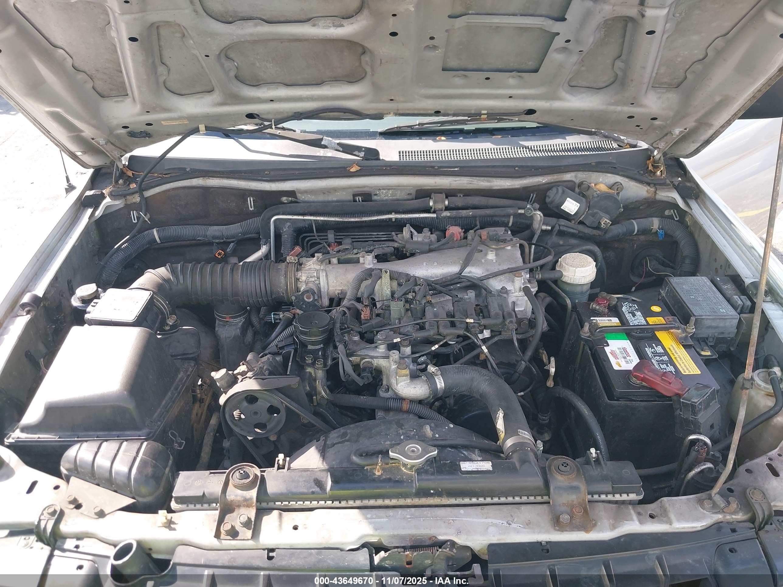 2004 Mitsubishi Montero Sport Ls Silver vin: JA4LS21R34J006191