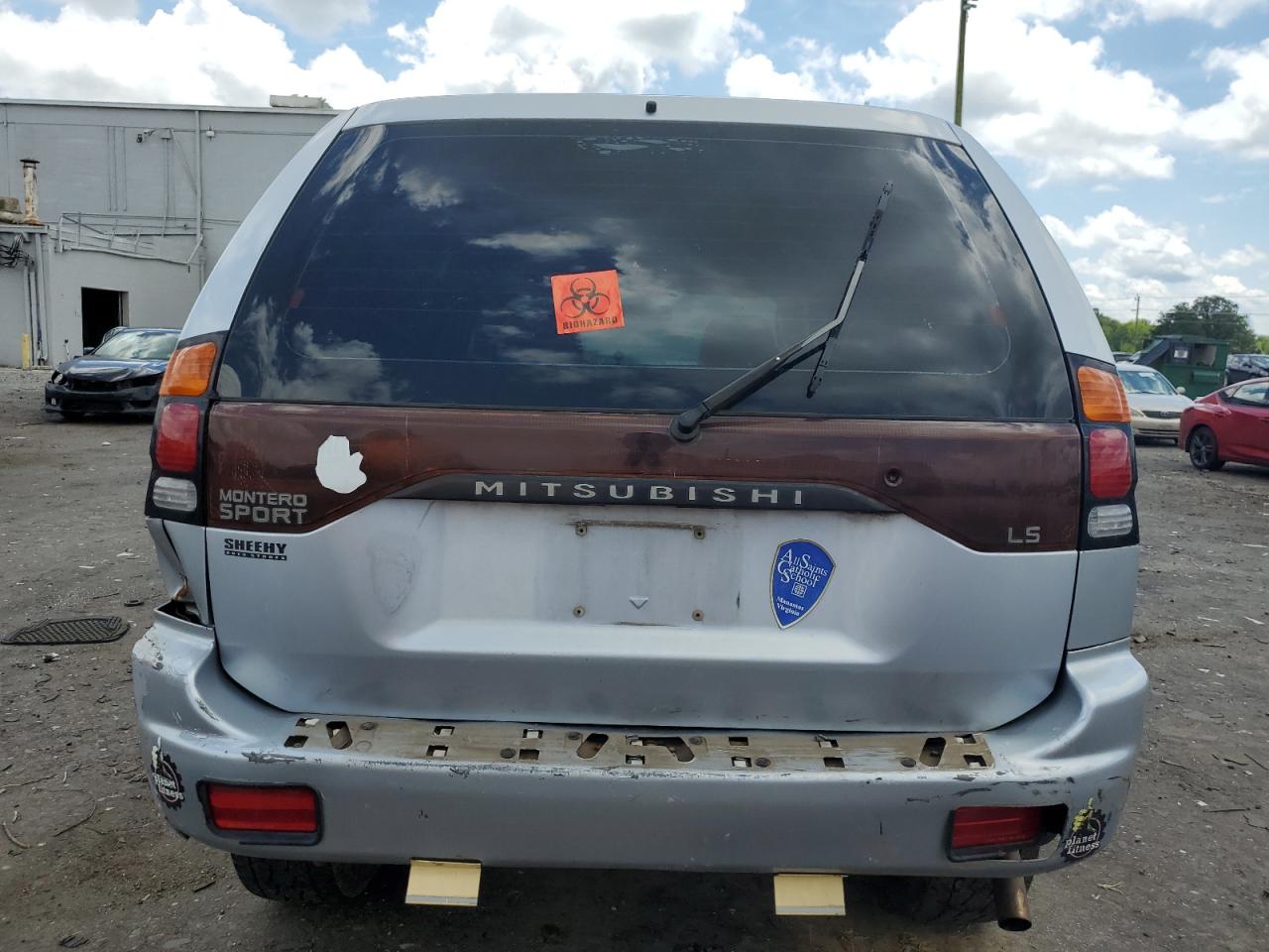 2004 Mitsubishi Montero Sport Es   Серебряный vin: JA4LS21R74J004265
