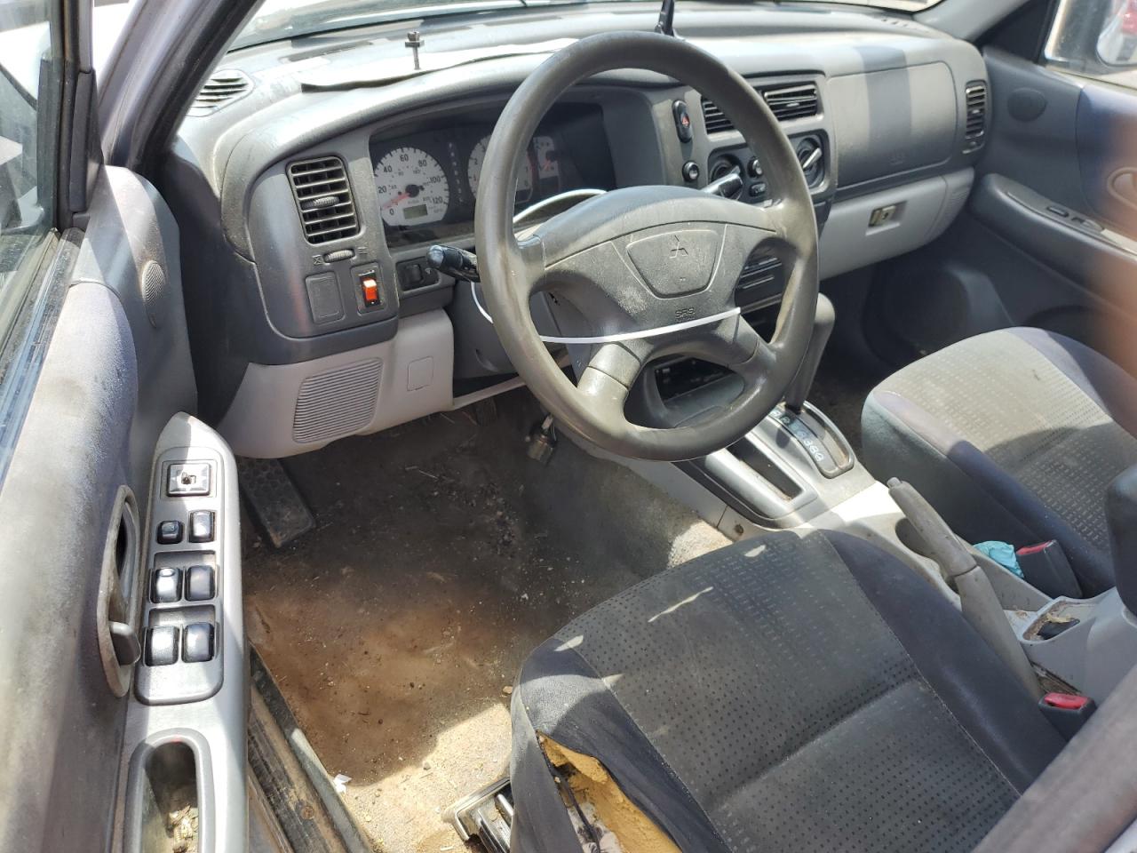 2004 Mitsubishi Montero Sport Es   Серебряный vin: JA4LS21R74J004265