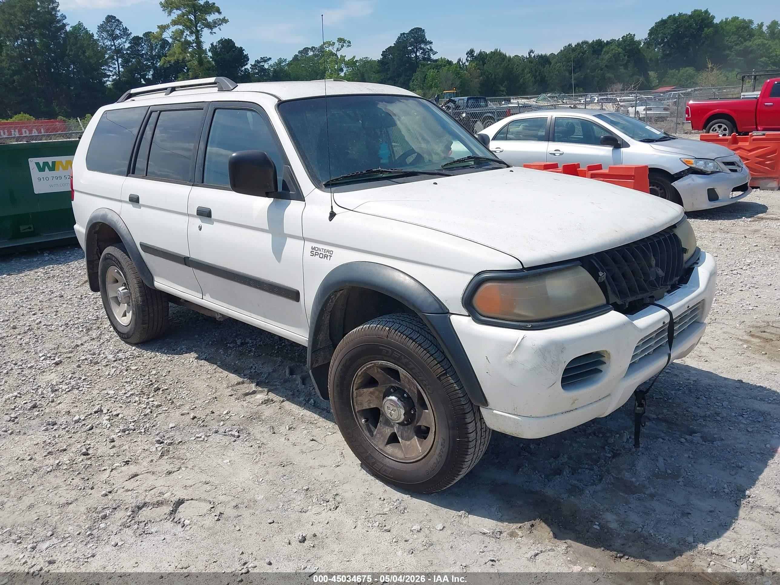 2004 Mitsubishi Montero Sport Ls White vin: JA4LS21R74J004847
