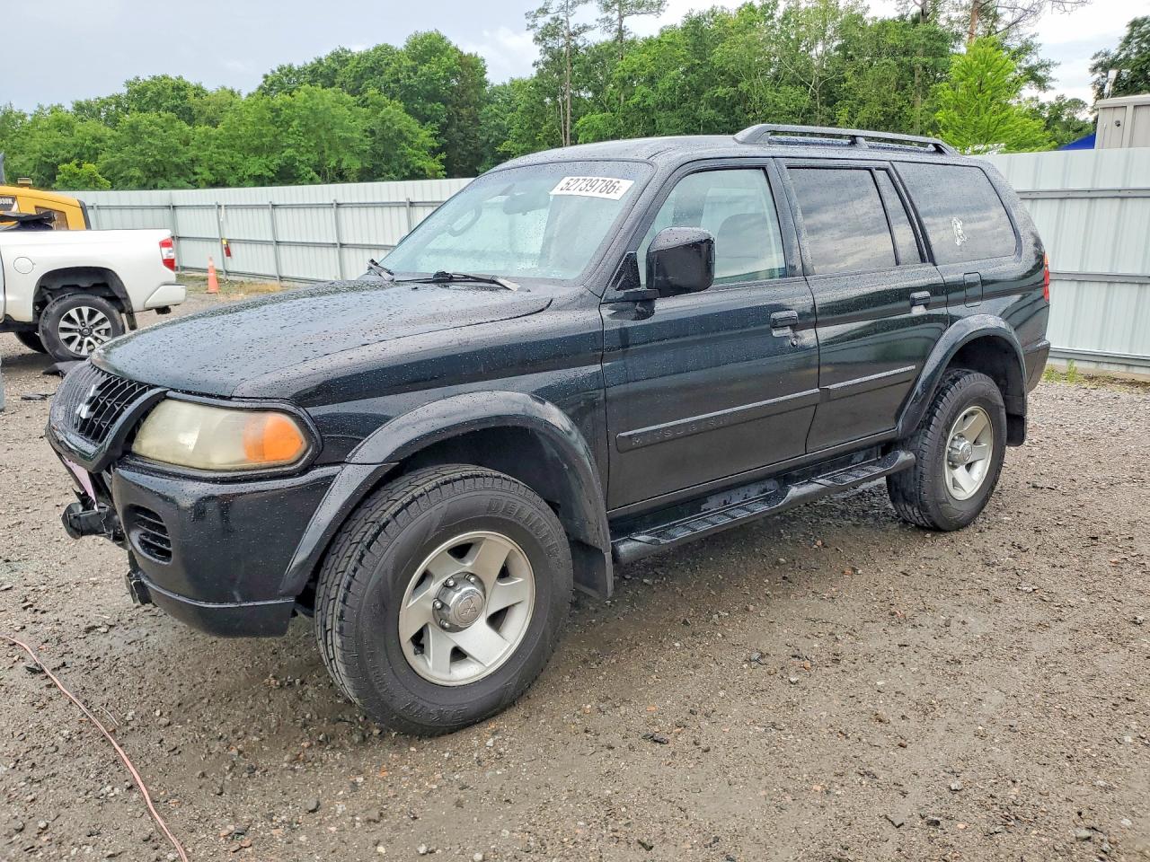 2004 Mitsubishi Montero Sport Es Black vin: JA4LS21RX4J001425
