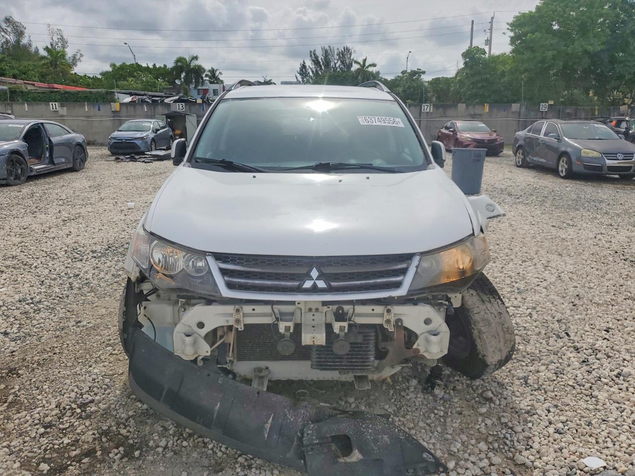 2009 Mitsubishi Outlander Es White vin: JA4LS21W49Z011186