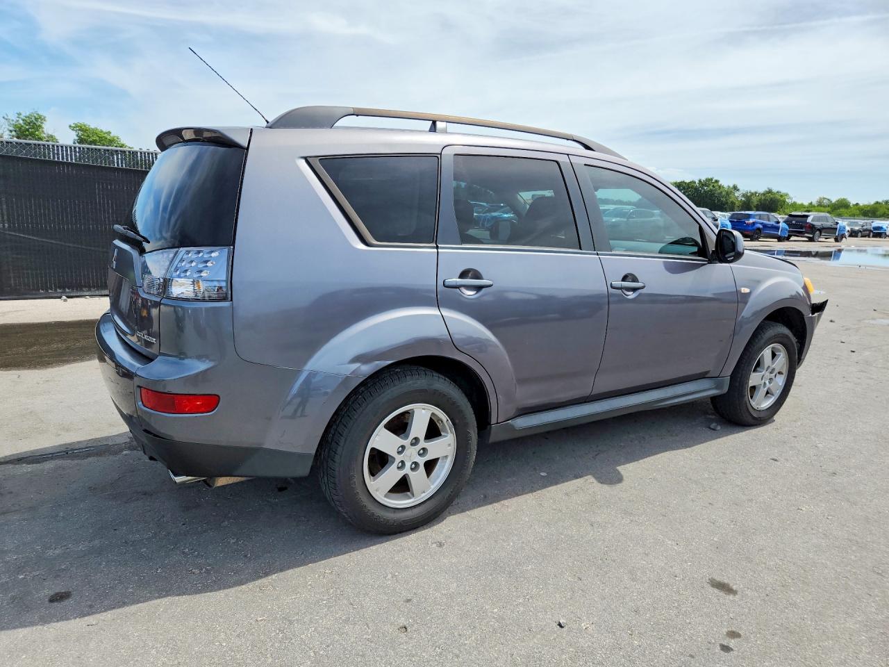 2009 Mitsubishi Outlander Es Gray vin: JA4LS21W79Z014826