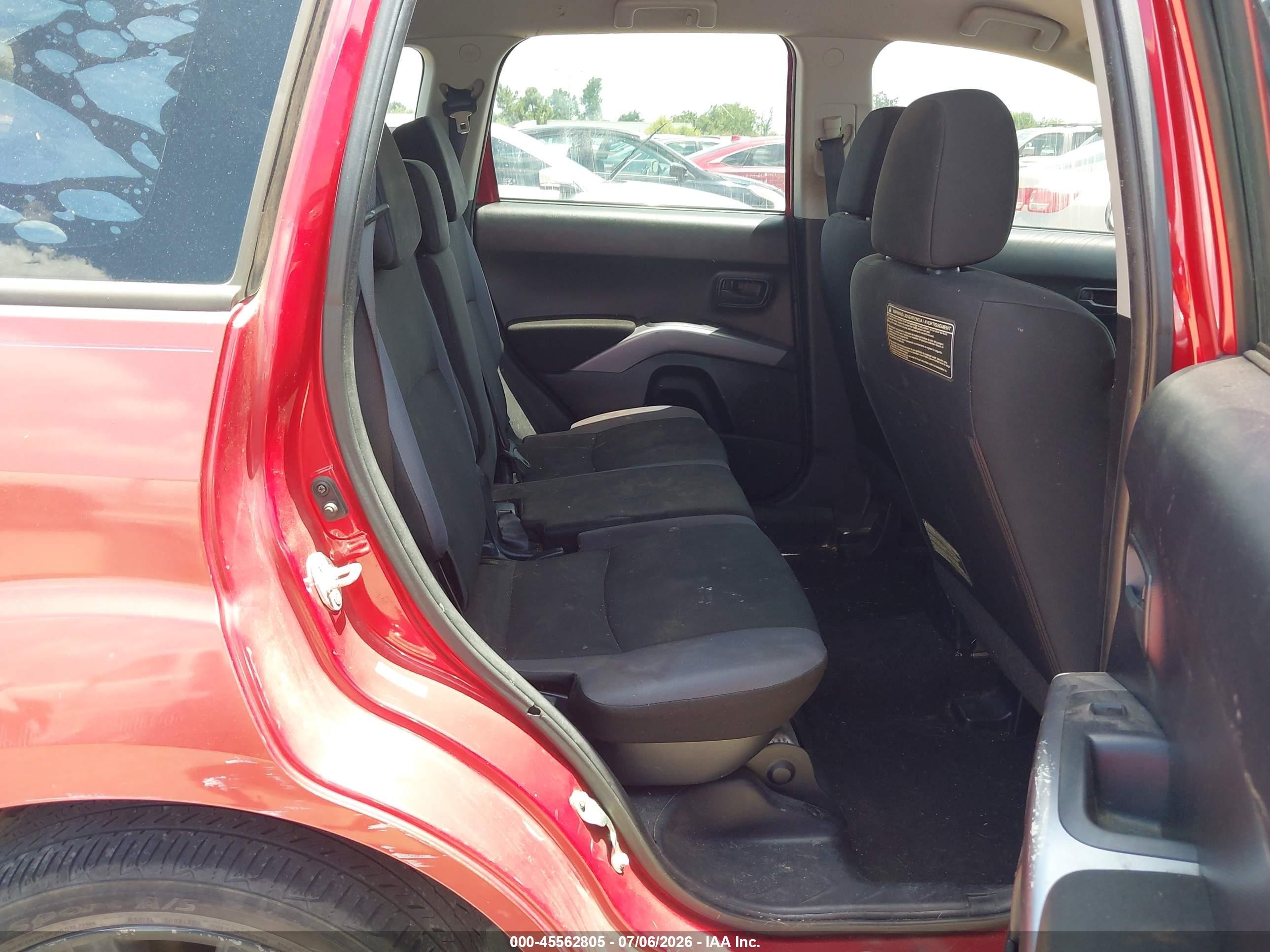 2008 Mitsubishi Outlander Es Burgundy vin: JA4LS21W88Z008483