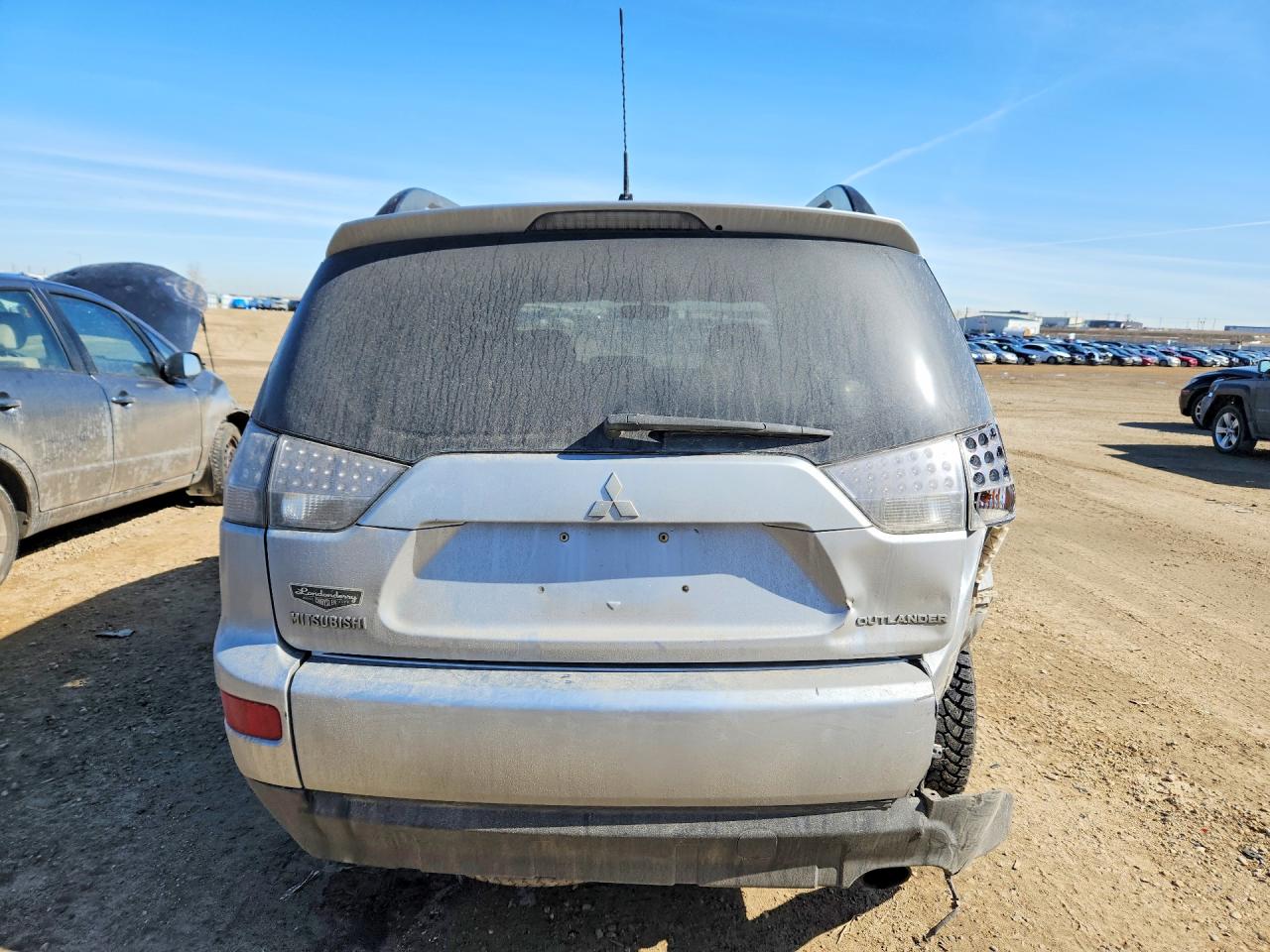 2008 Mitsubishi Outlander Es Silver vin: JA4LS21WX8Z607157