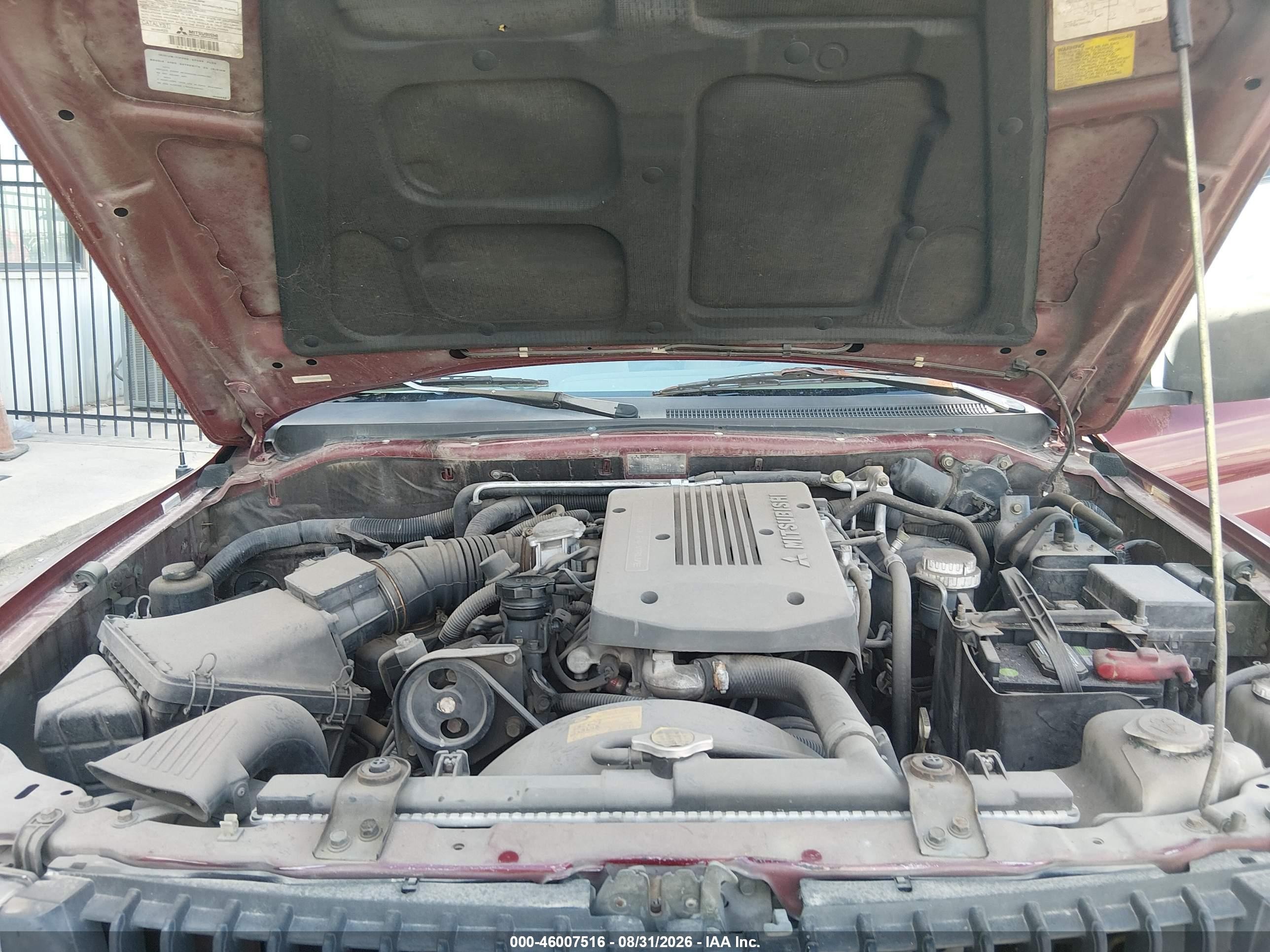 1999 Mitsubishi Montero Sport Ls/xls Maroon vin: JA4LS31H0XP008236