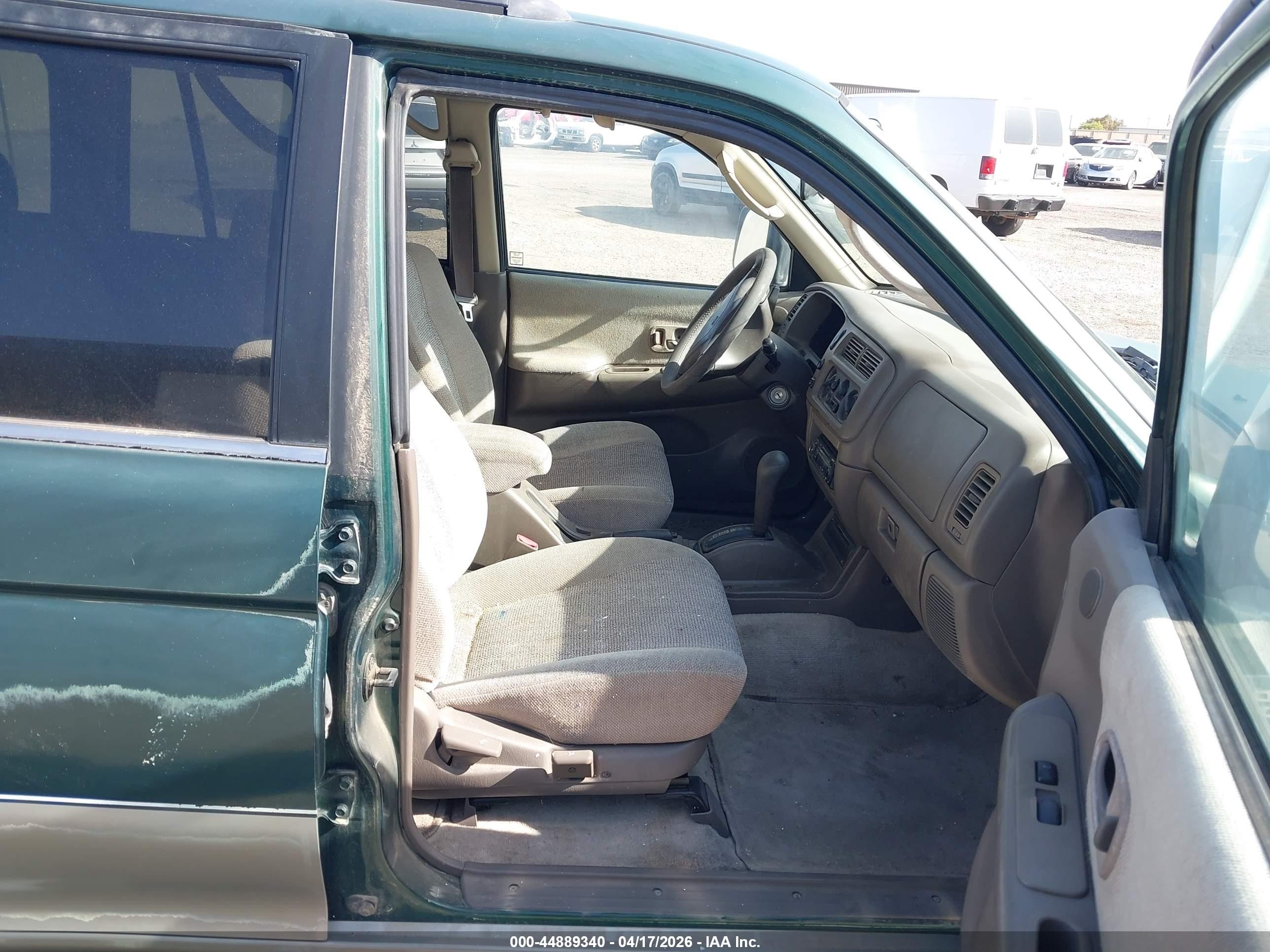 1999 Mitsubishi Montero Sport Ls/xls Зеленый vin: JA4LS31H1XP027975