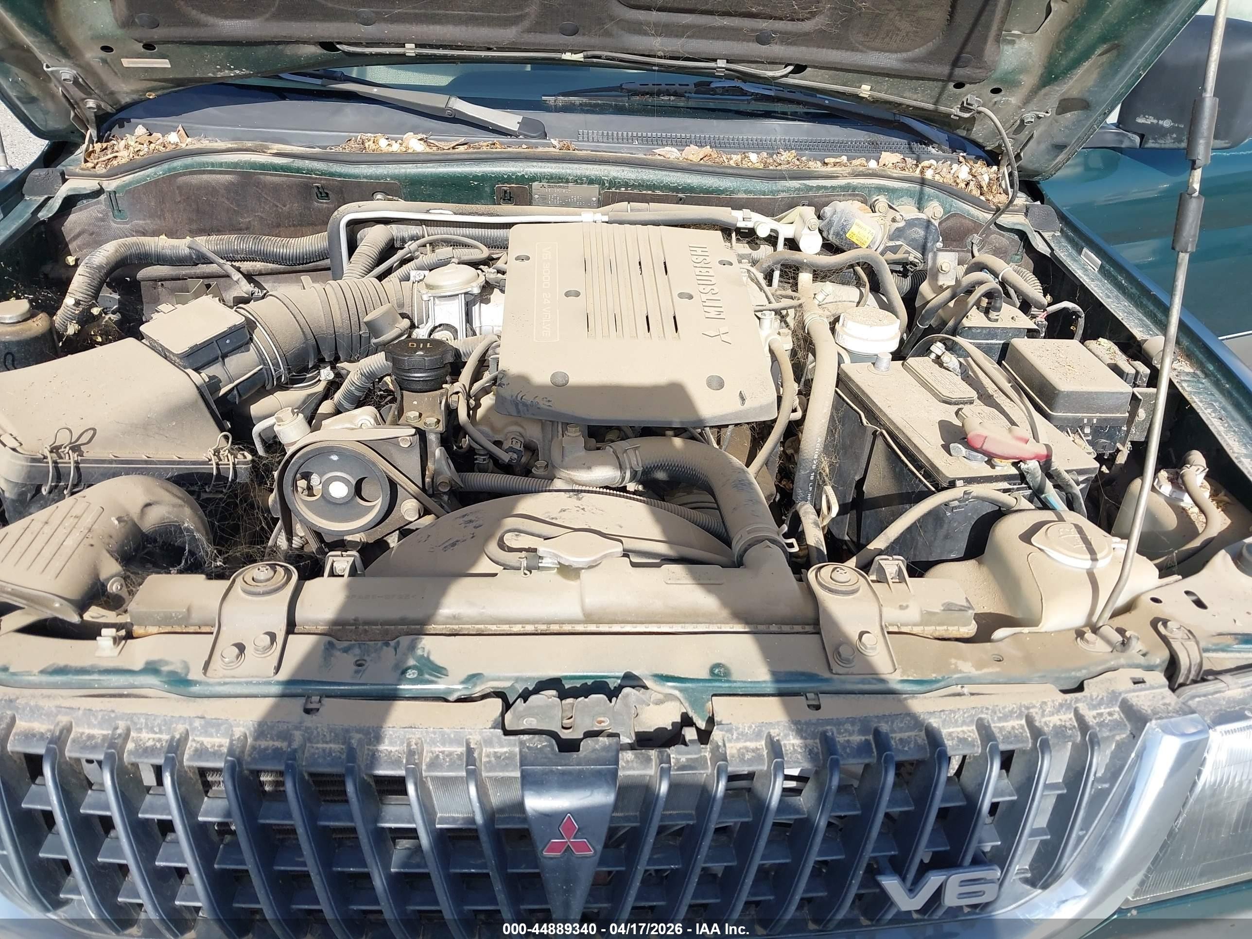 1999 Mitsubishi Montero Sport Ls/xls Зеленый vin: JA4LS31H1XP027975
