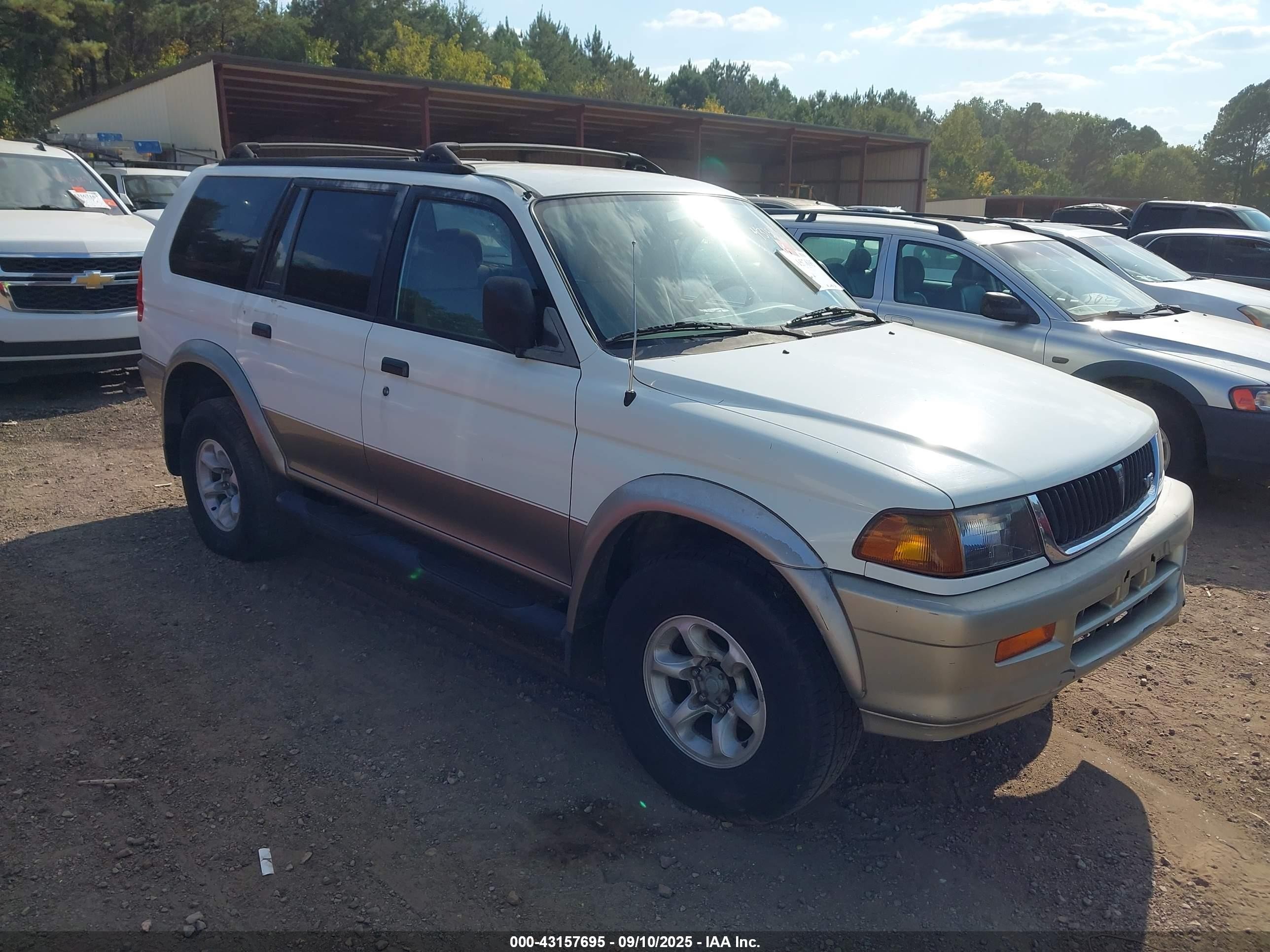1999 Mitsubishi Montero Sport Ls/xls Белый vin: JA4LS31H1XP028950