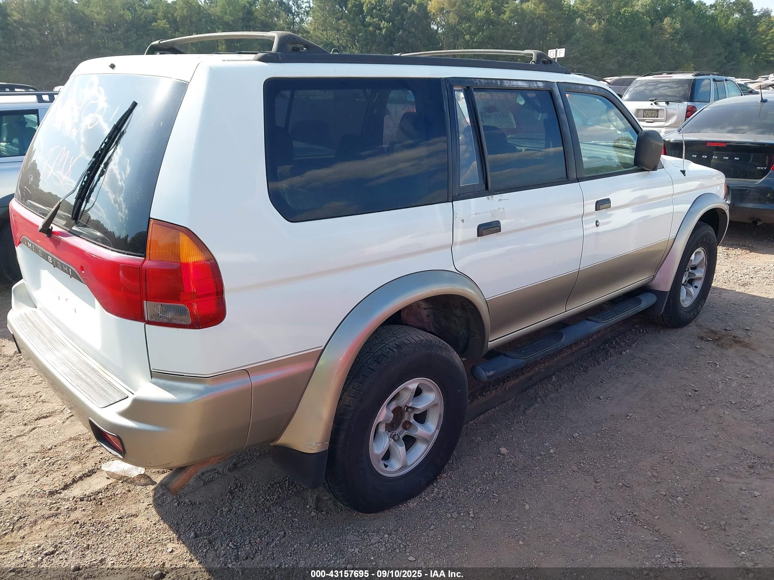 1999 Mitsubishi Montero Sport Ls/xls White vin: JA4LS31H1XP028950