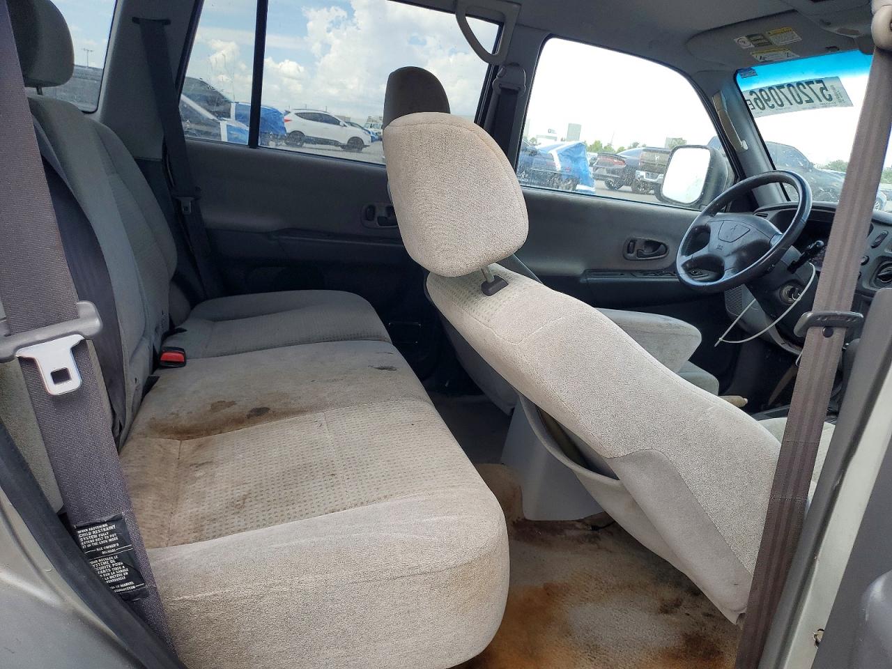 2001 Mitsubishi Montero Sport Xls Silver vin: JA4LS31H21P058711