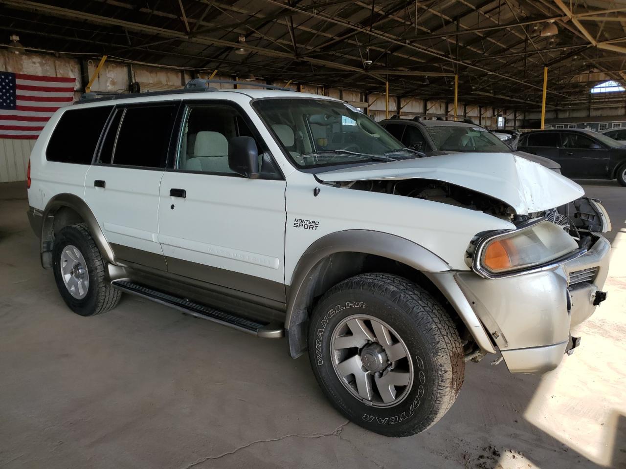 2000 Mitsubishi Montero Sport Ls White vin: JA4LS31H2YP808098