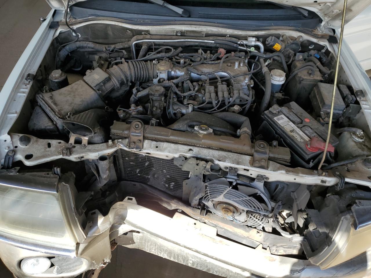 2000 Mitsubishi Montero Sport Ls White vin: JA4LS31H2YP808098