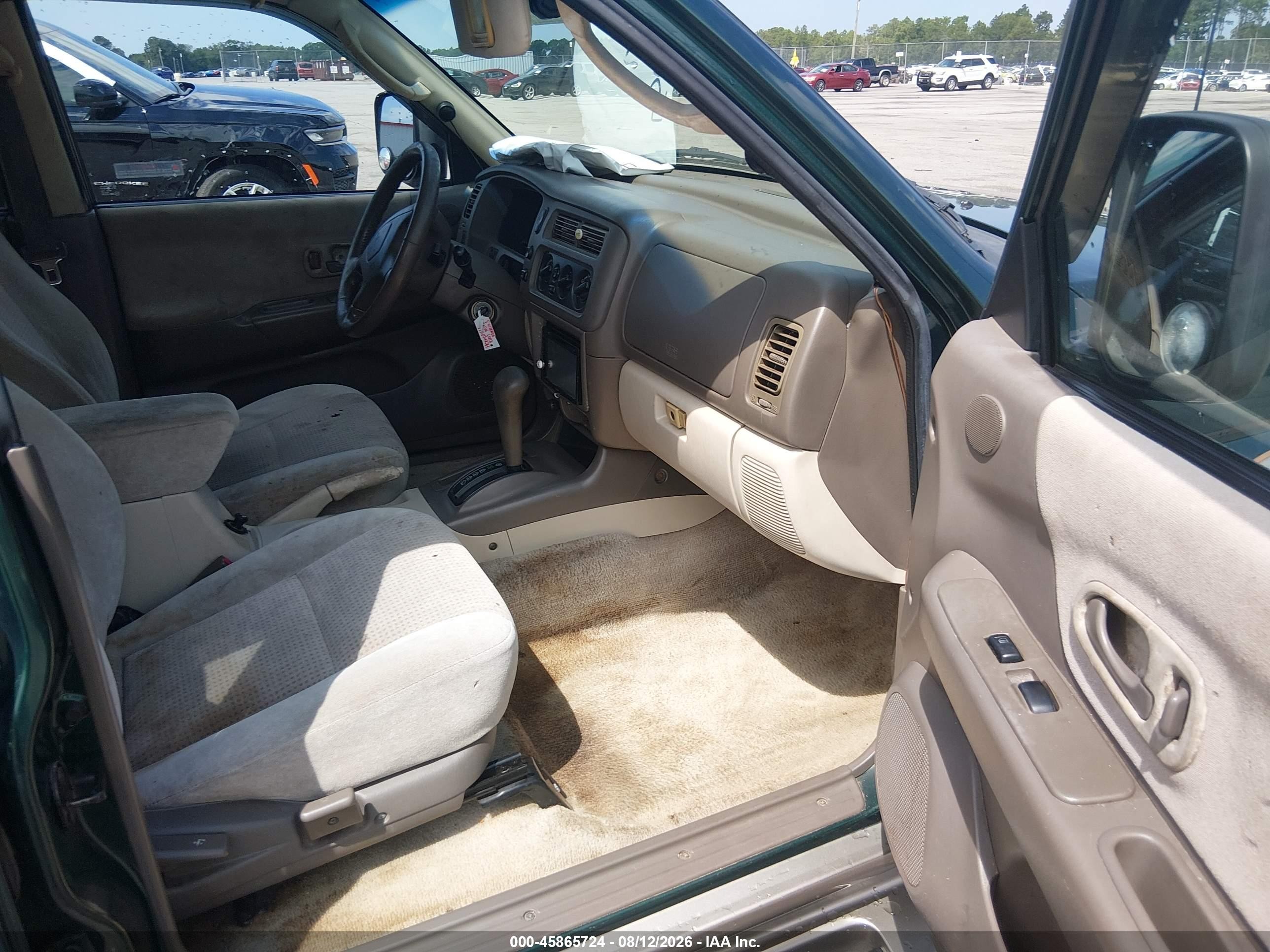 2001 Mitsubishi Montero Sport Xls Green vin: JA4LS31H31P000574