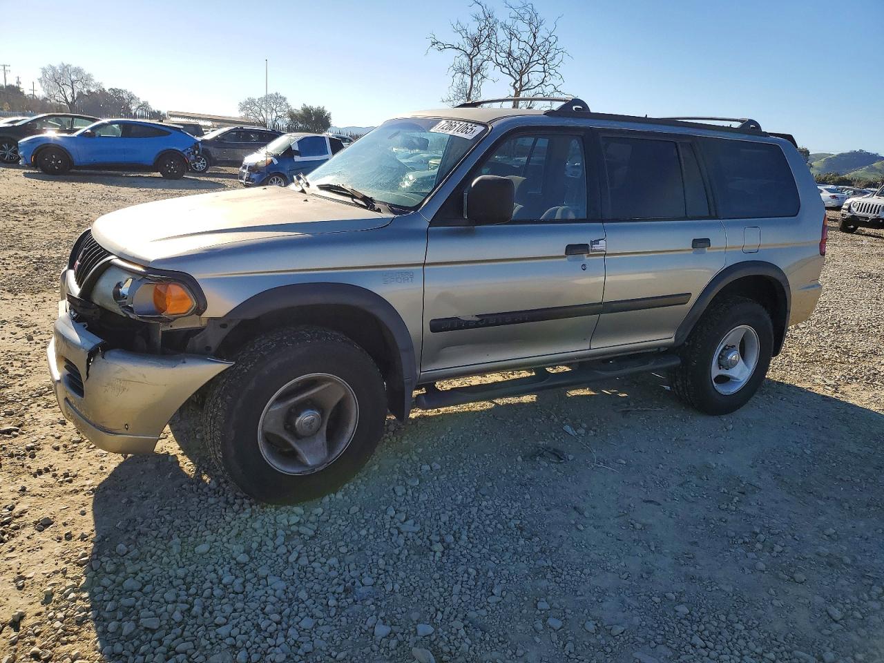 2000 Mitsubishi Montero Sport Ls Бежевый vin: JA4LS31H3YP022679