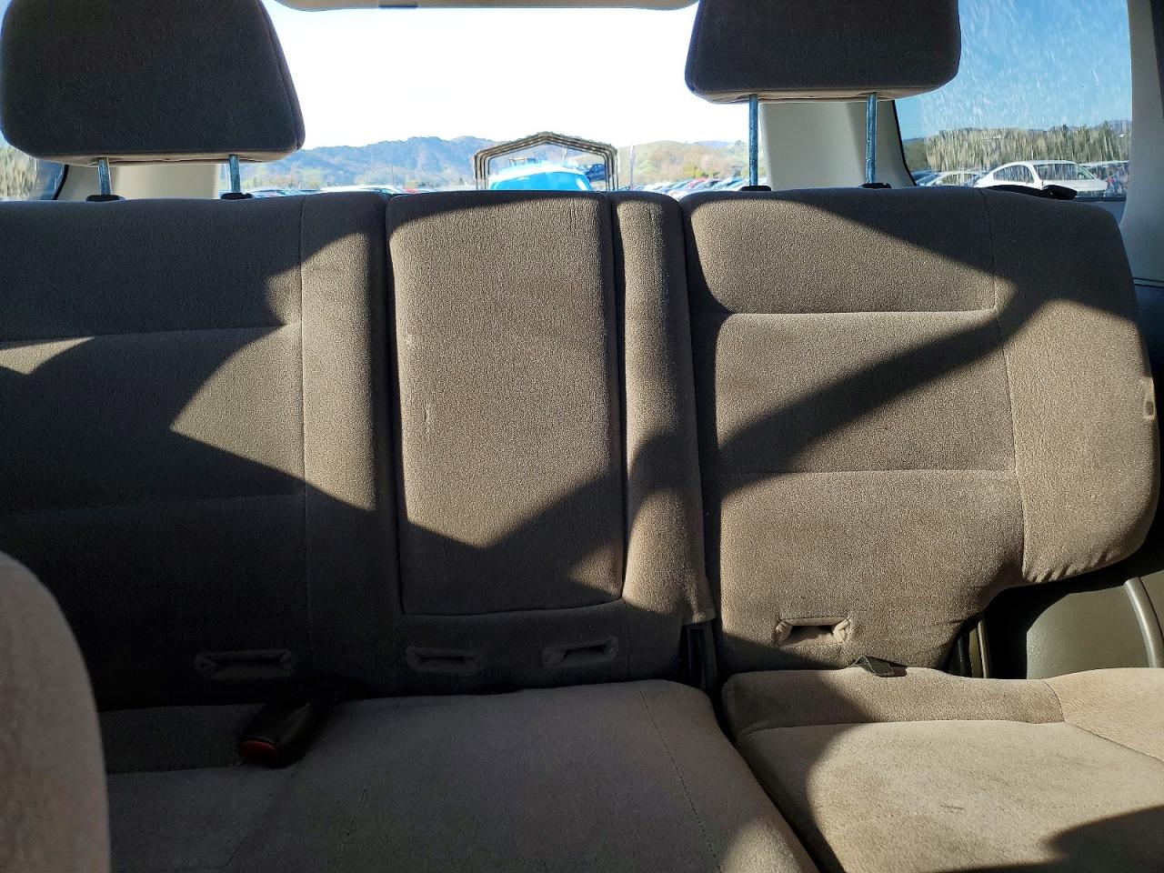 2000 Mitsubishi Montero Sport Ls Beige vin: JA4LS31H3YP022679