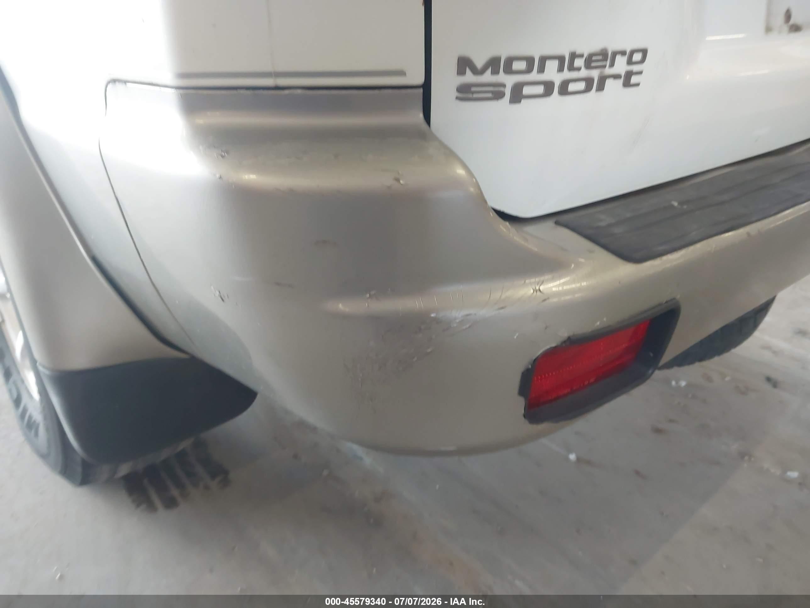 1999 Mitsubishi Montero Sport Ls/xls White vin: JA4LS31H5XP003825