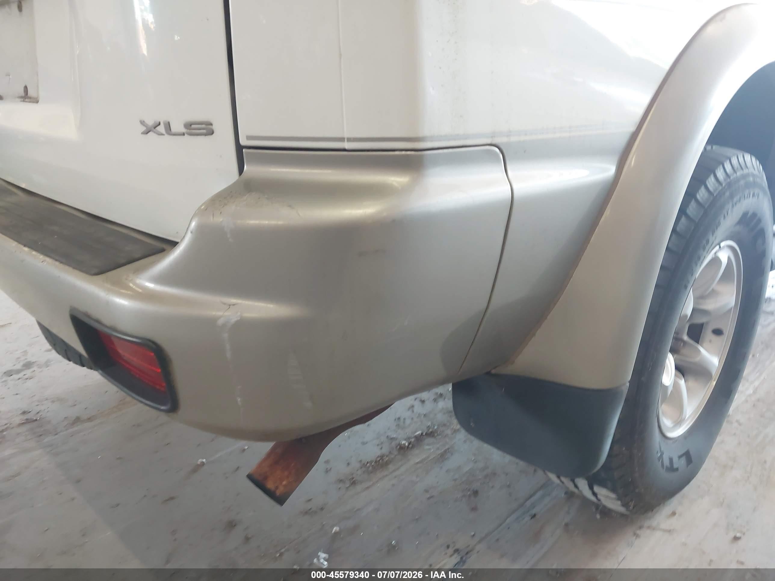 1999 Mitsubishi Montero Sport Ls/xls White vin: JA4LS31H5XP003825