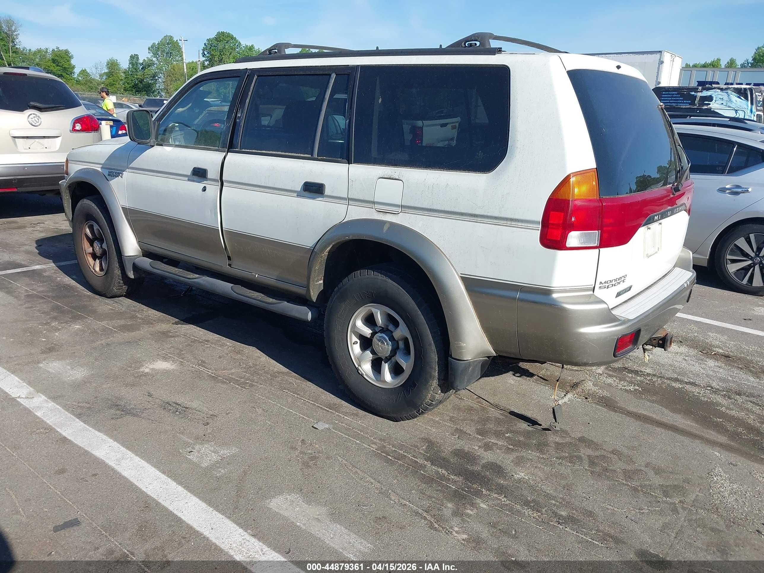 1999 Mitsubishi Montero Sport Ls/xls White vin: JA4LS31H5XP020608