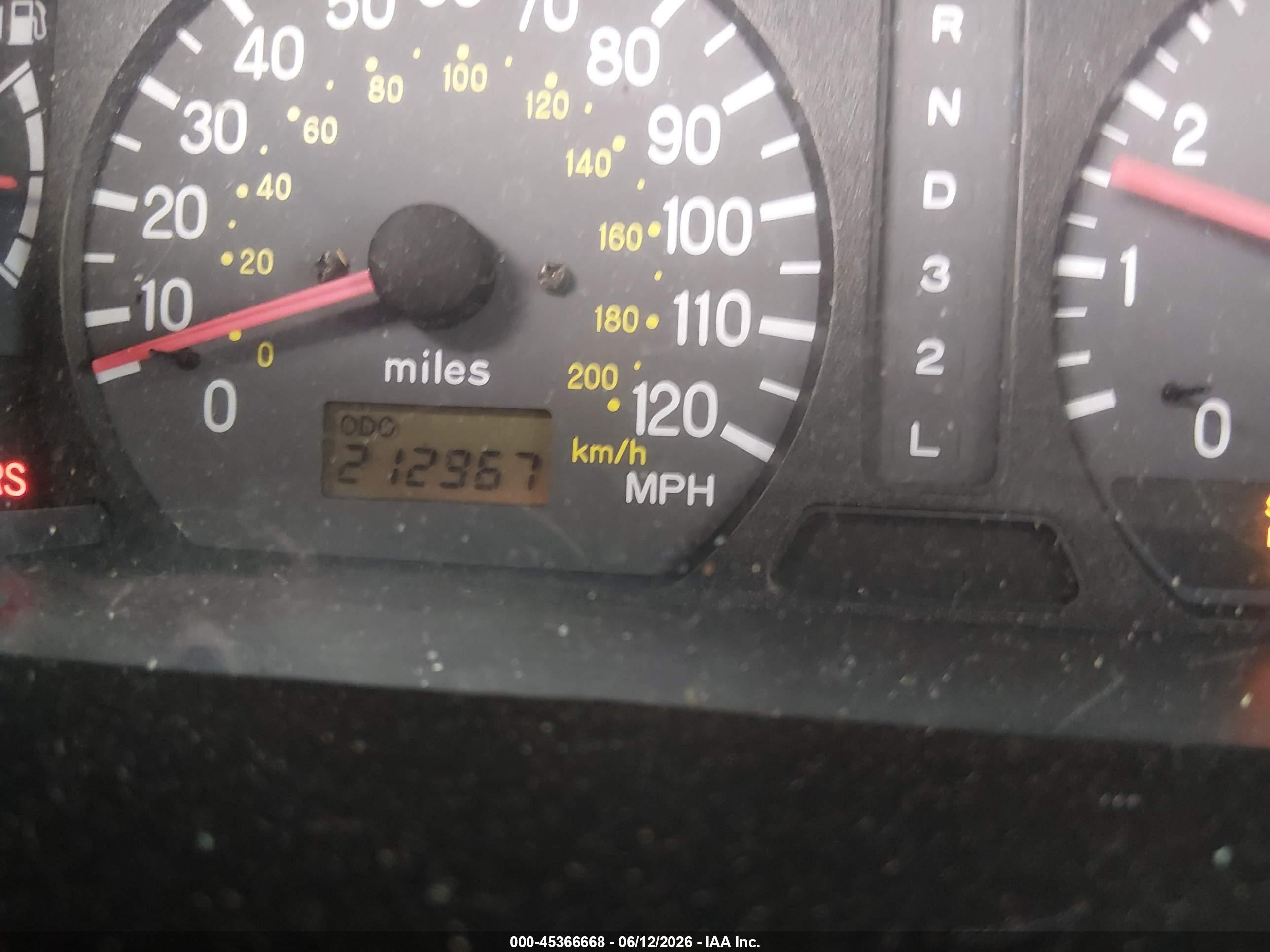 2001 Mitsubishi Montero Sport Xls Maroon vin: JA4LS31H61P053916
