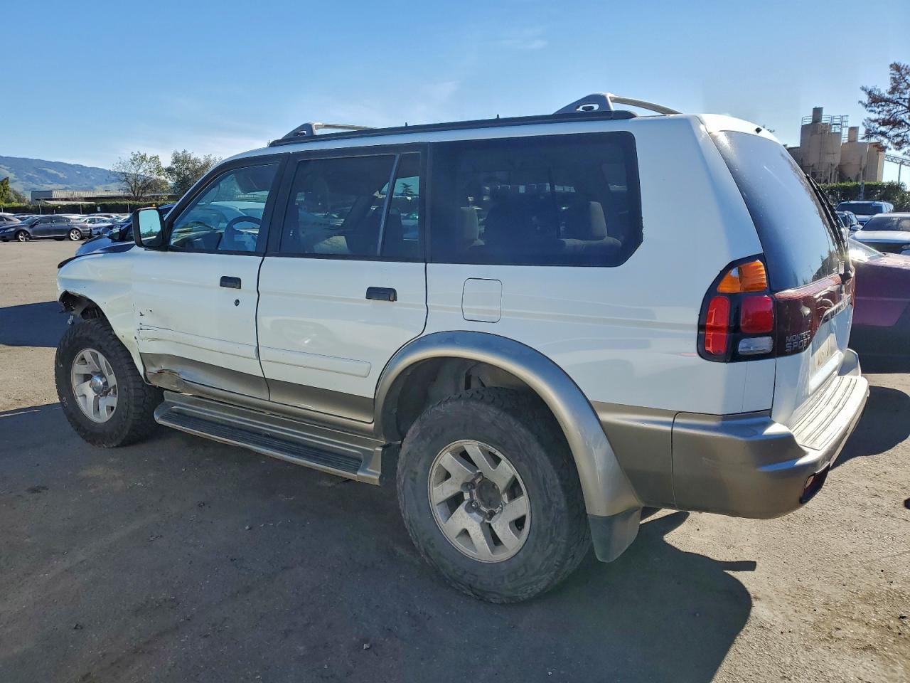 2000 Mitsubishi Montero Sport Ls White vin: JA4LS31H7YP808971
