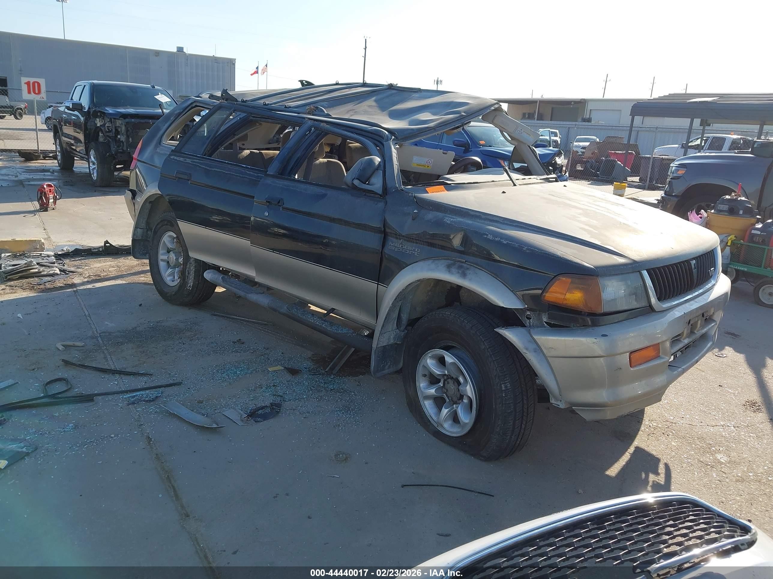 1998 Mitsubishi Montero Sport Ls Black vin: JA4LS31P3WP036490