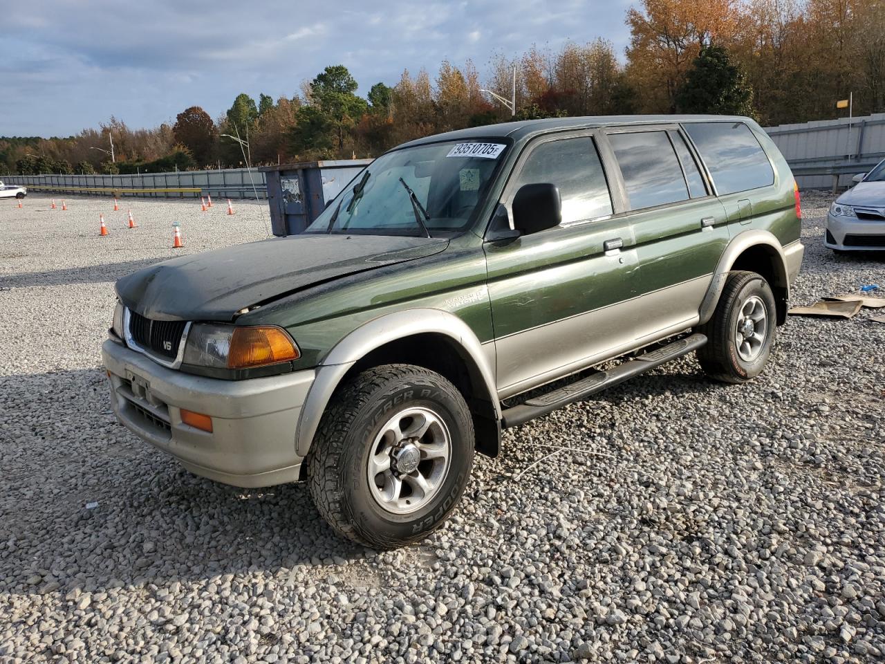 1998 Mitsubishi Montero Sport Ls Green vin: JA4LS31P7WP020874
