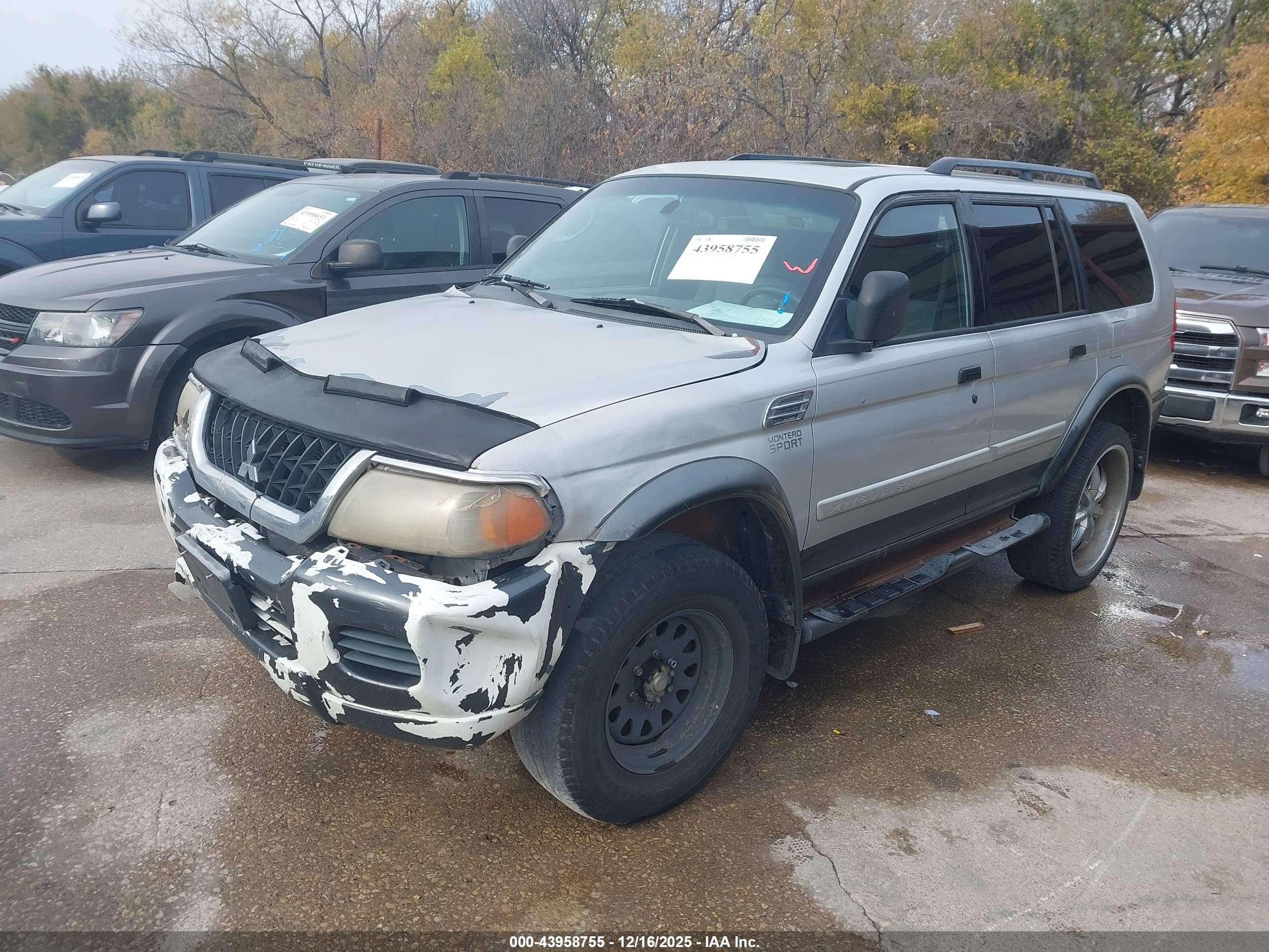 2002 Mitsubishi Montero Sport Xls Silver vin: JA4LS31R12J031321