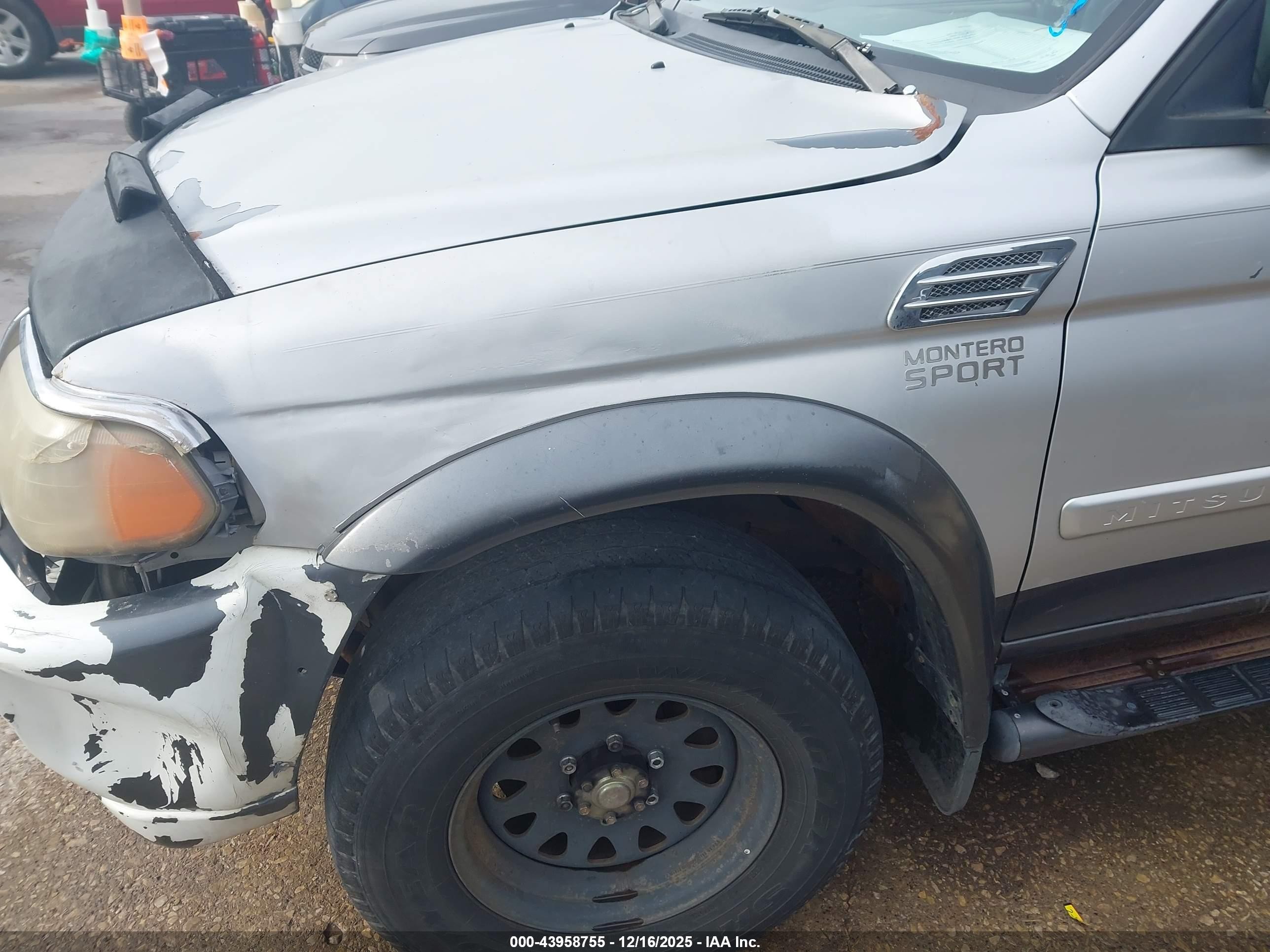 2002 Mitsubishi Montero Sport Xls Silver vin: JA4LS31R12J031321