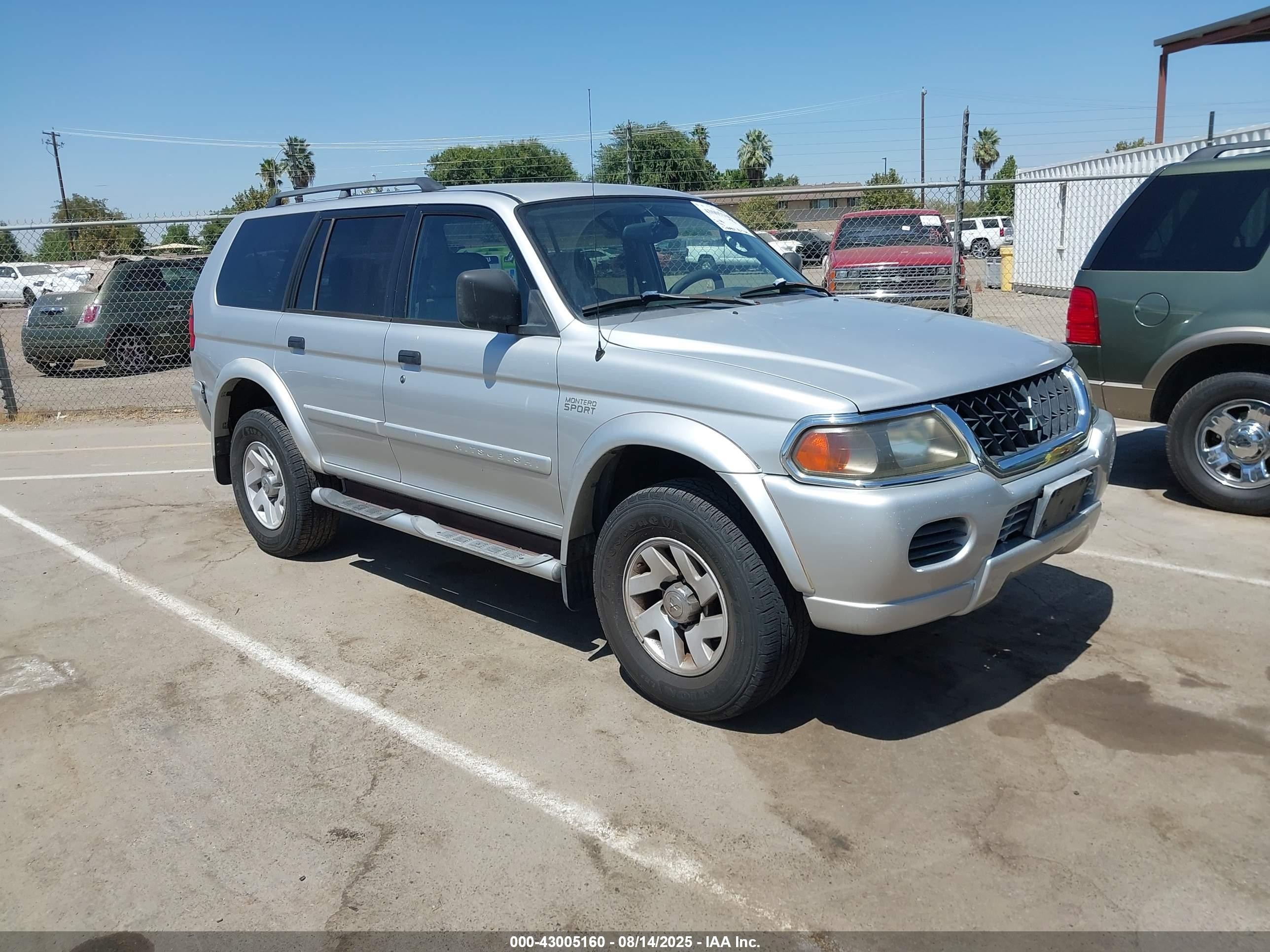 2002 Mitsubishi Montero Sport Xls Silver vin: JA4LS31R72J068051