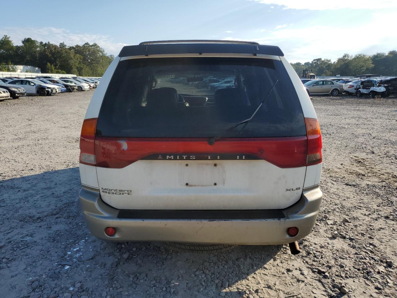 1998 Mitsubishi Montero Sport Xls White vin: JA4LS41P0WP029308