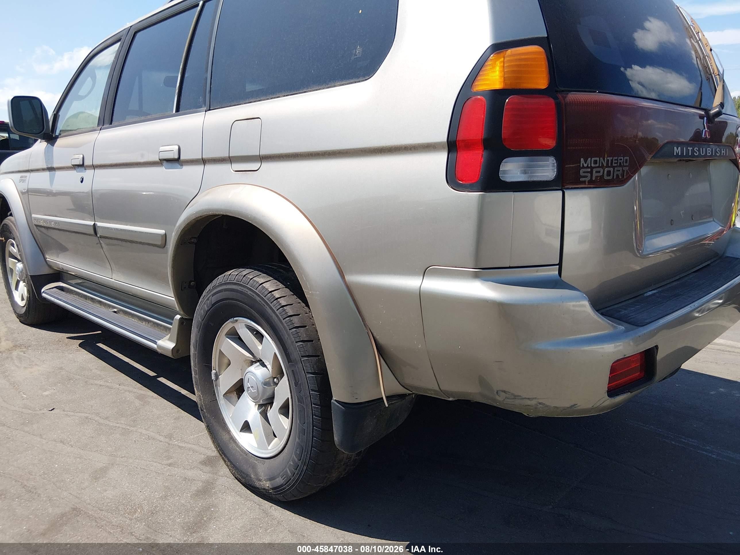 2001 Mitsubishi Montero Sport Ltd Silver vin: JA4LS41R41P007712