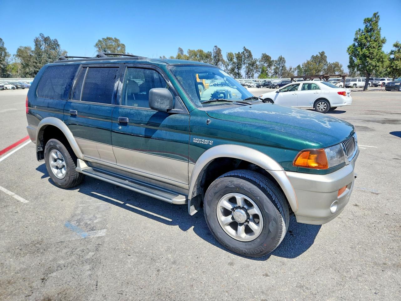 1999 Mitsubishi Montero Sport Limited Green vin: JA4LS41R4XP022896