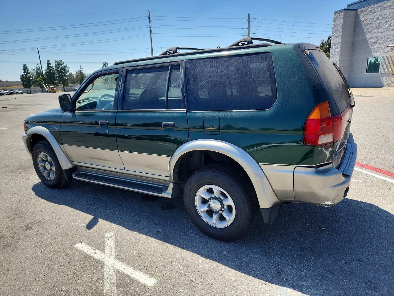 1999 Mitsubishi Montero Sport Limited Green vin: JA4LS41R4XP022896