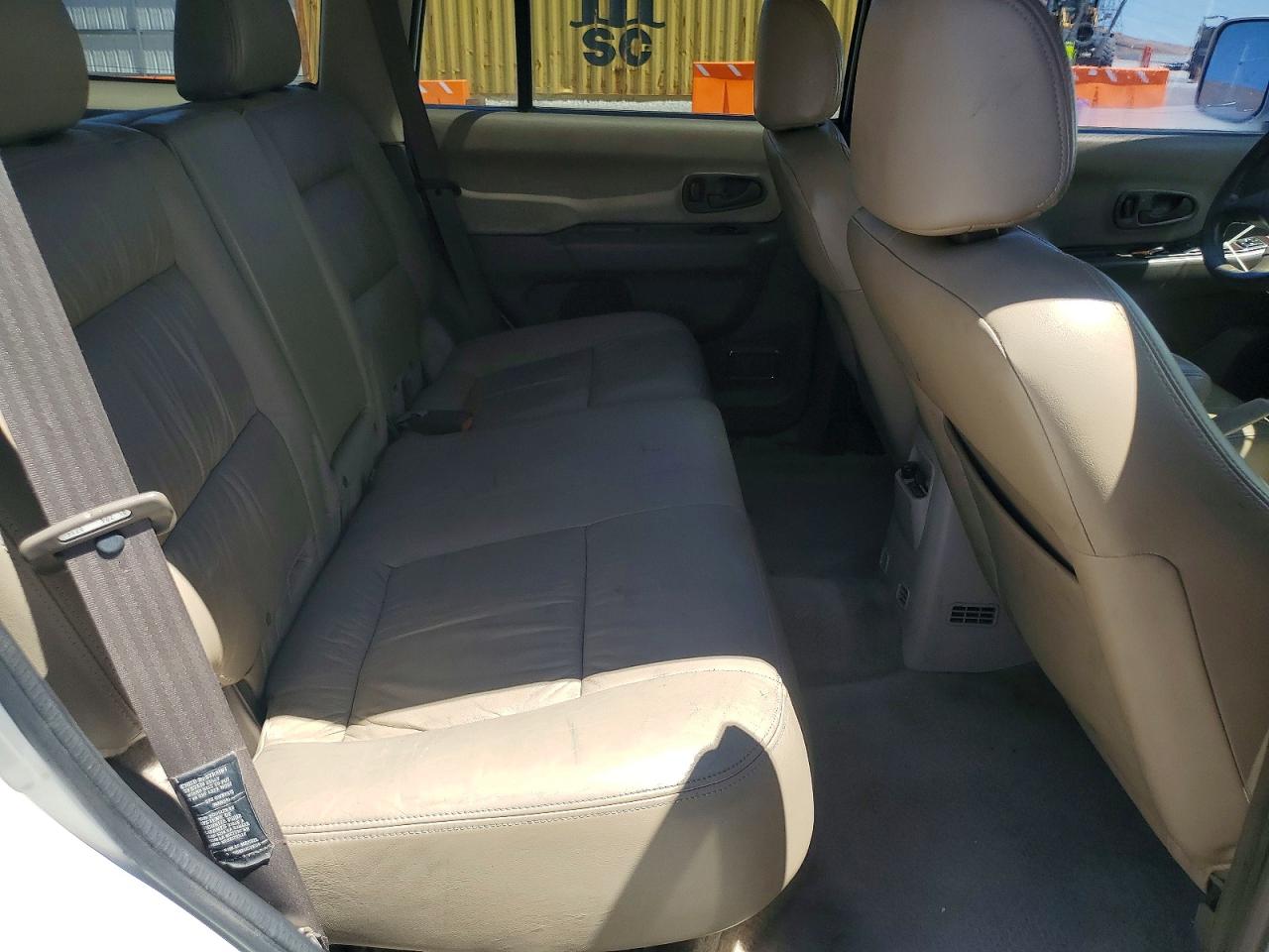2001 Mitsubishi Montero Sport Limited Белый vin: JA4LS41R91P001727