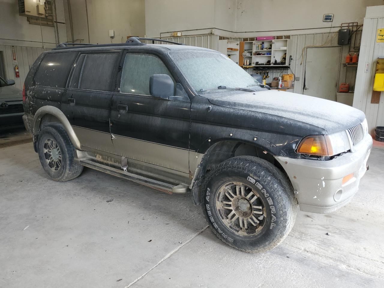 1999 Mitsubishi Montero Sport Limited Черный vin: JA4LS41RXXP028606