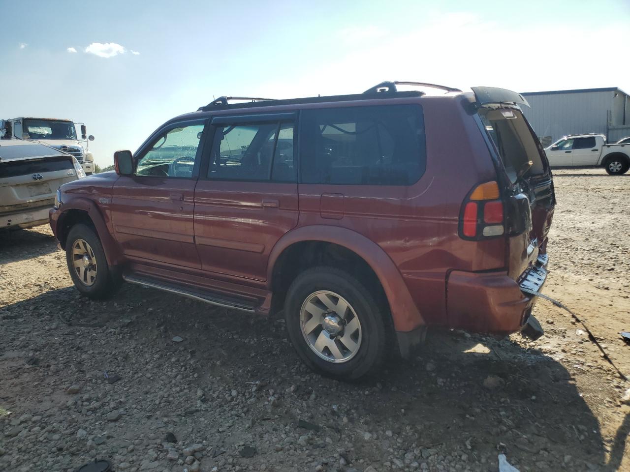 2000 Mitsubishi Montero Sport Limited Burgundy vin: JA4LS41RXYP041521