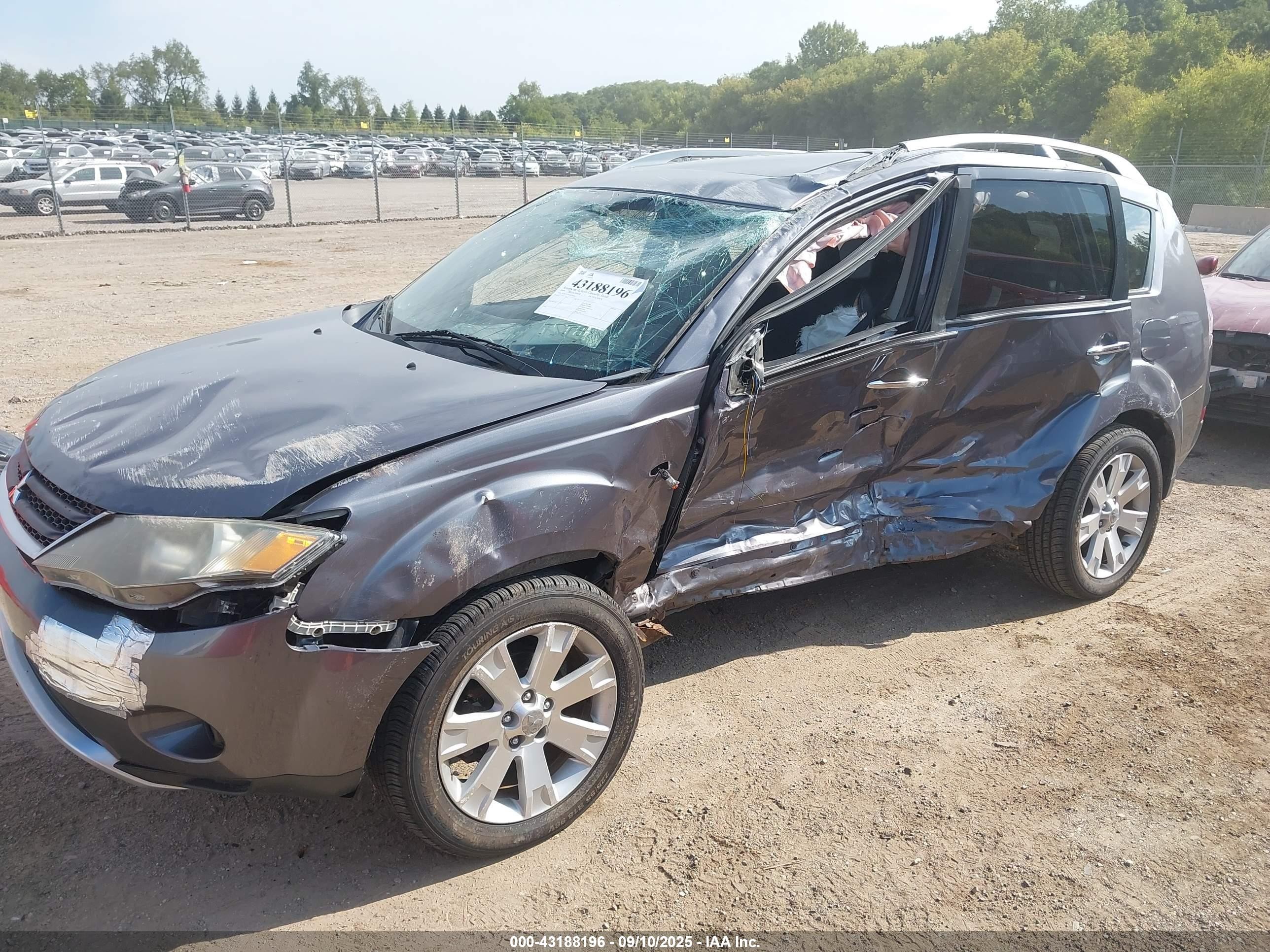 2009 Mitsubishi Outlander Se Серый vin: JA4LT31W49Z009845