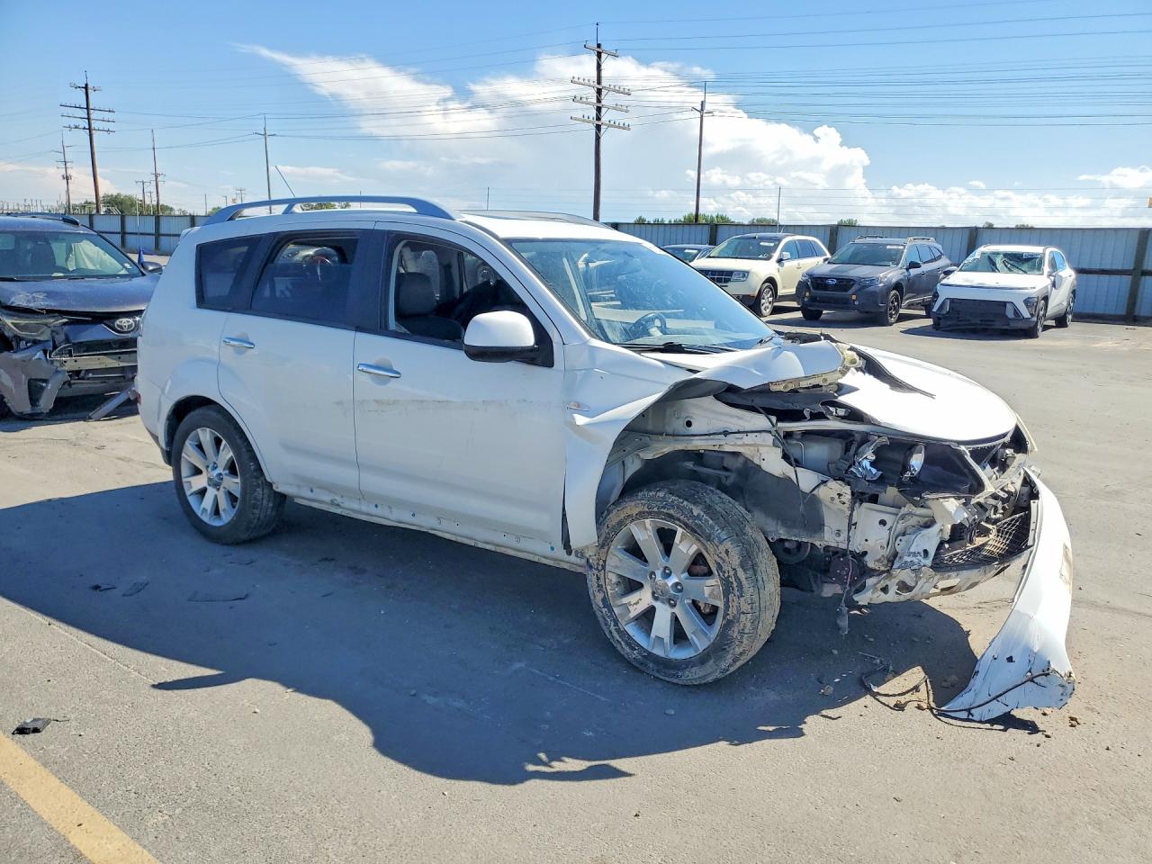 2008 Mitsubishi Outlander Se White vin: JA4LT31W68Z013202