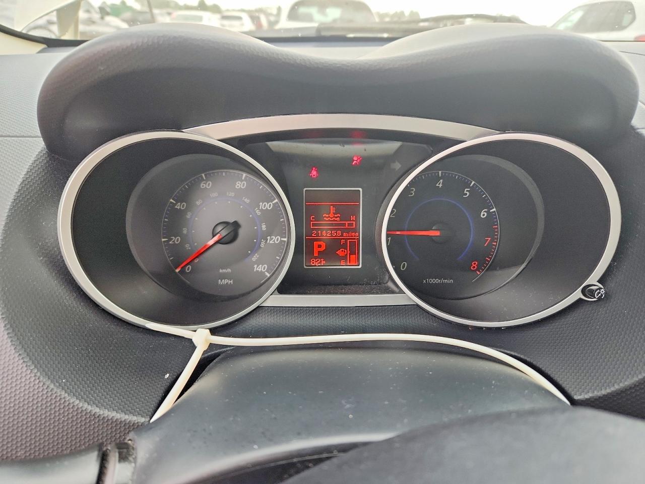 2009 Mitsubishi Outlander Se Cream vin: JA4LT31WX9Z010482