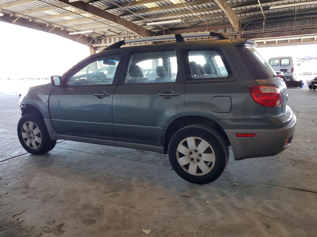 2005 Mitsubishi Outlander Ls Green vin: JA4LX31F35U028785
