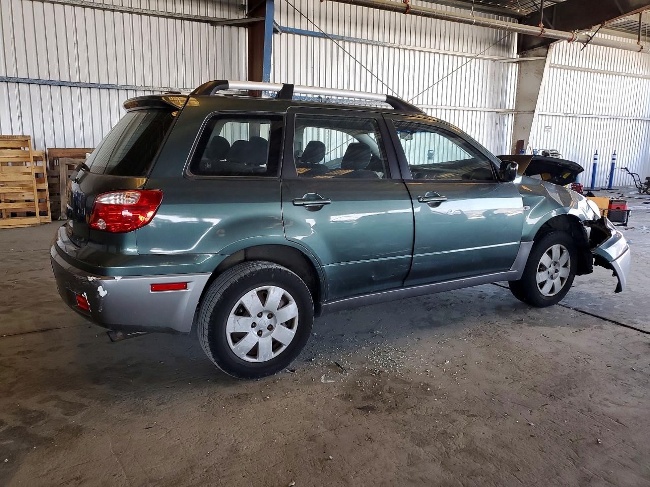 2005 Mitsubishi Outlander Ls Green vin: JA4LX31F35U028785