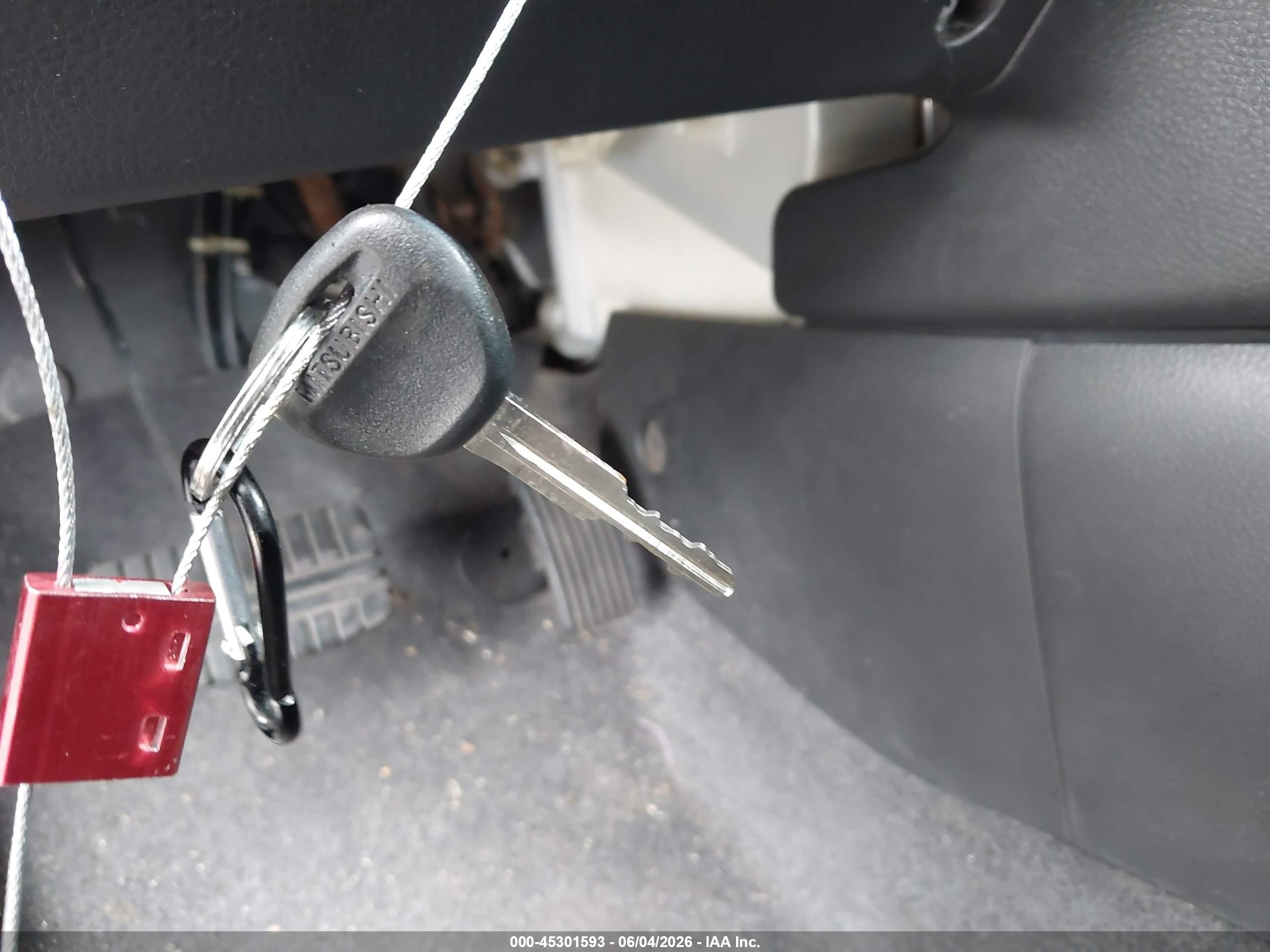 2003 Mitsubishi Outlander Ls Серый vin: JA4LX31G03U072149